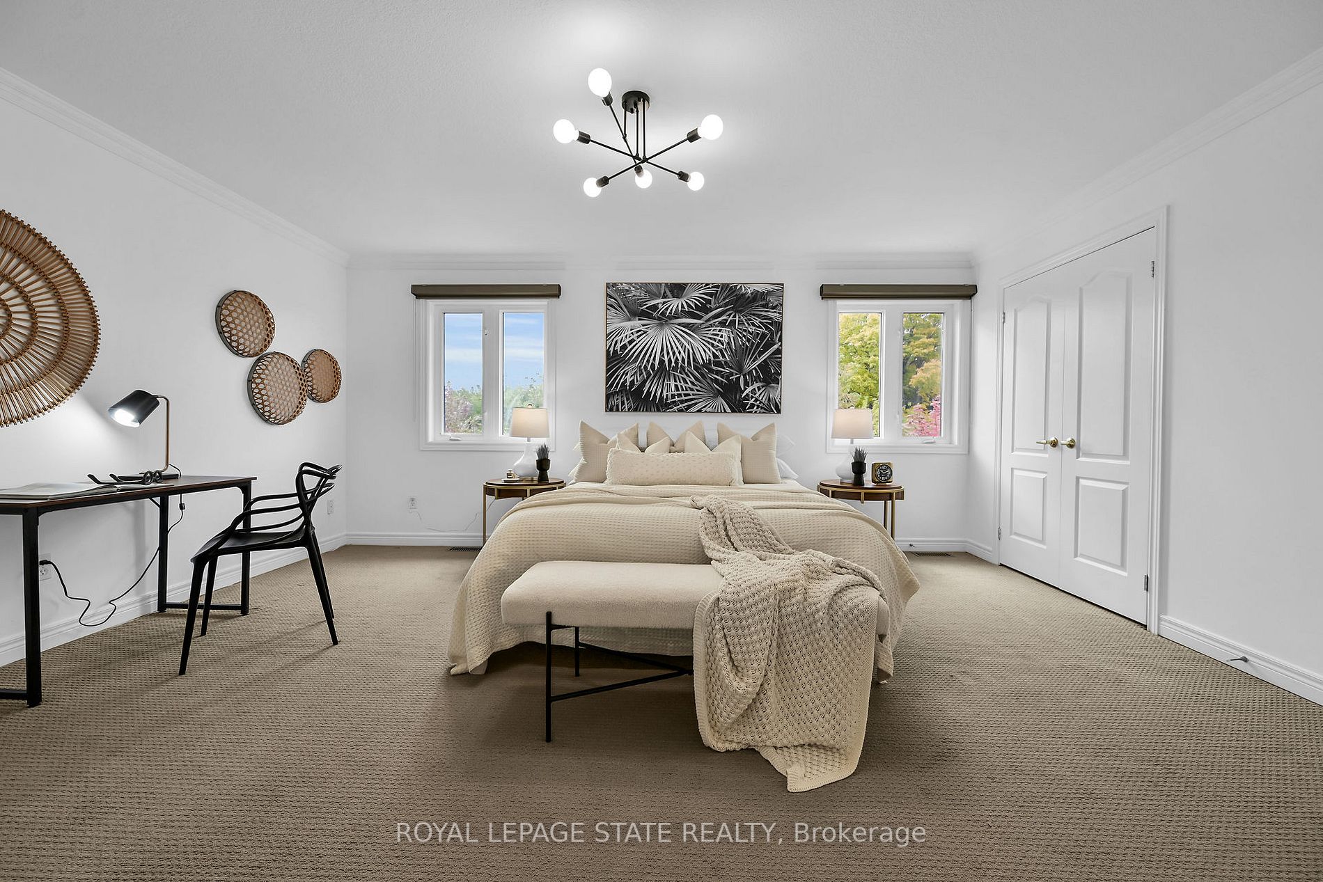 371 Wilson St E, #4
