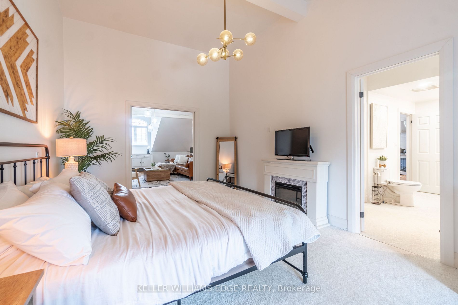593 Beach Blvd