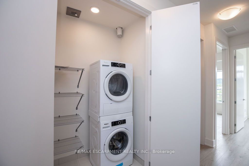 10 Windward Dr, #76