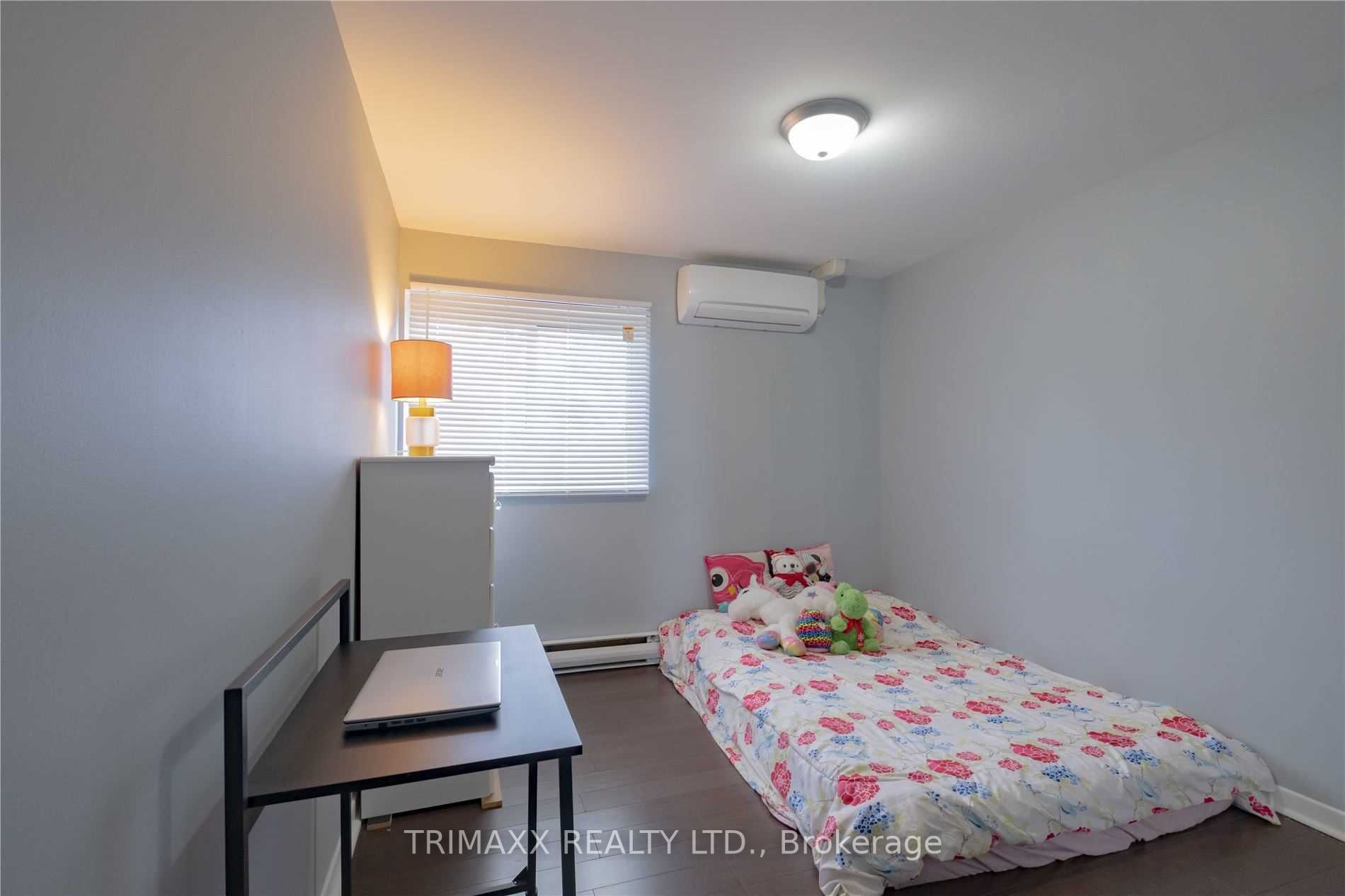 37 Violet Dr, #13
