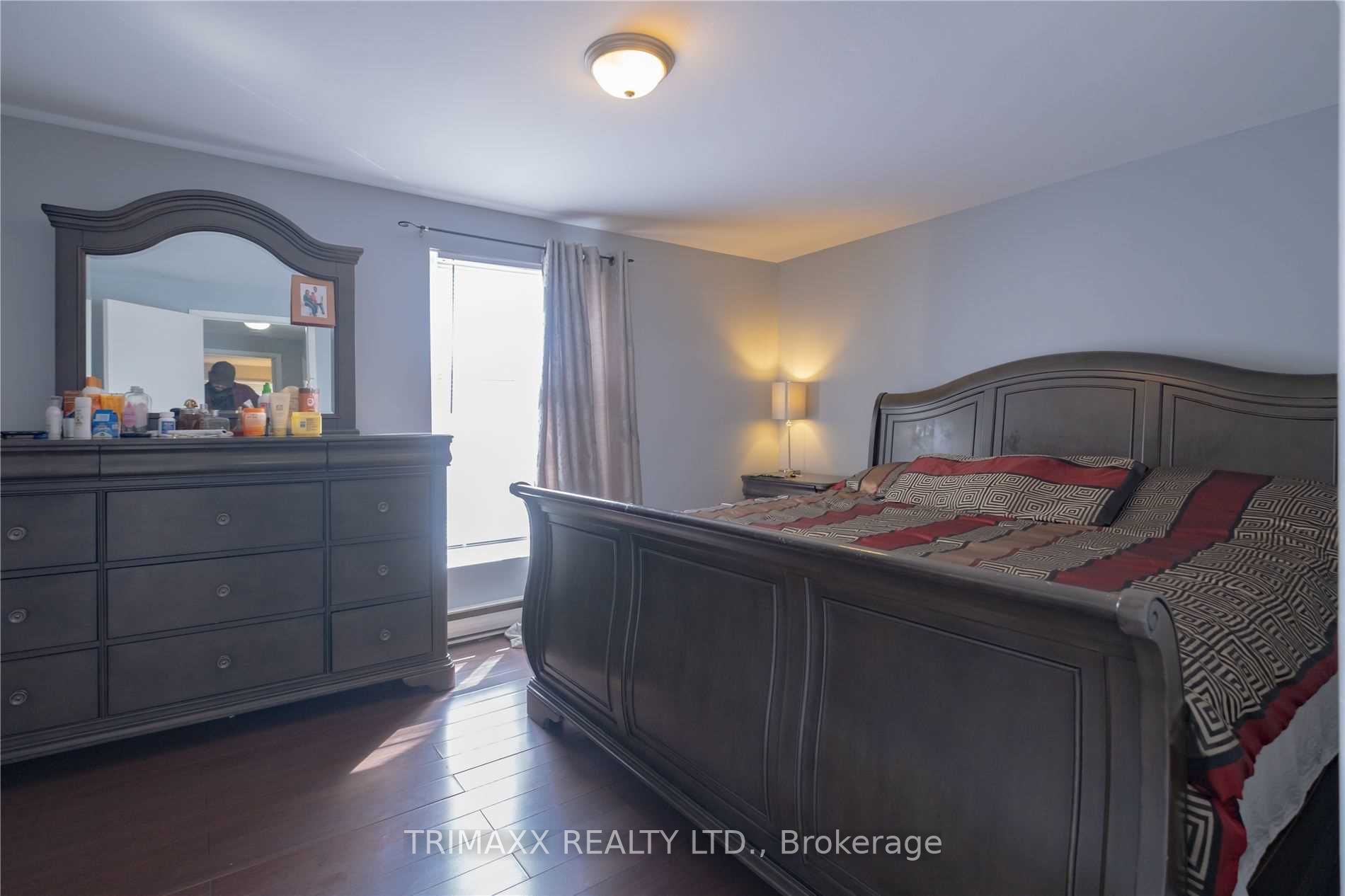 37 Violet Dr, #13