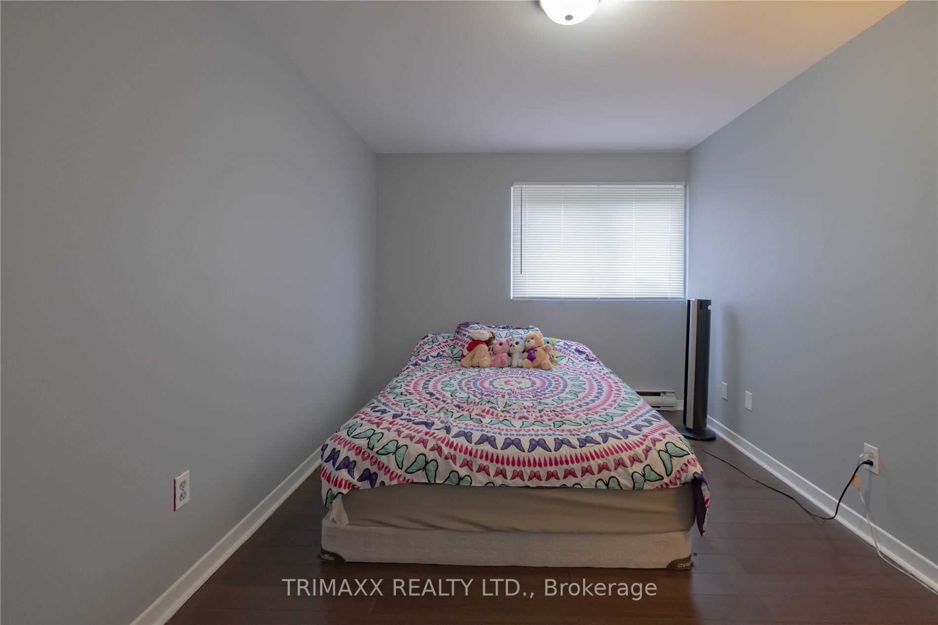 37 Violet Dr, #13