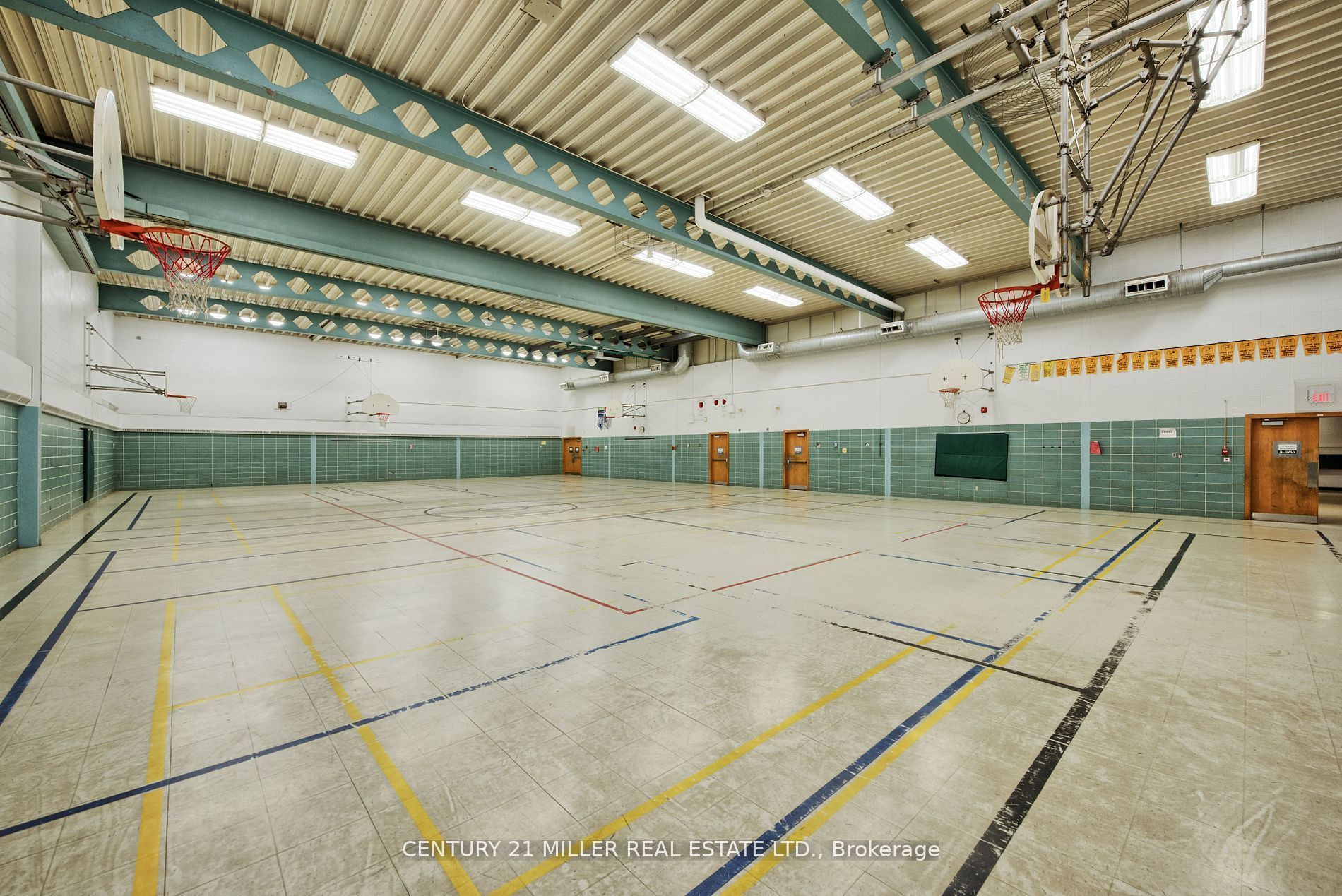 45 Randall Ave, #1