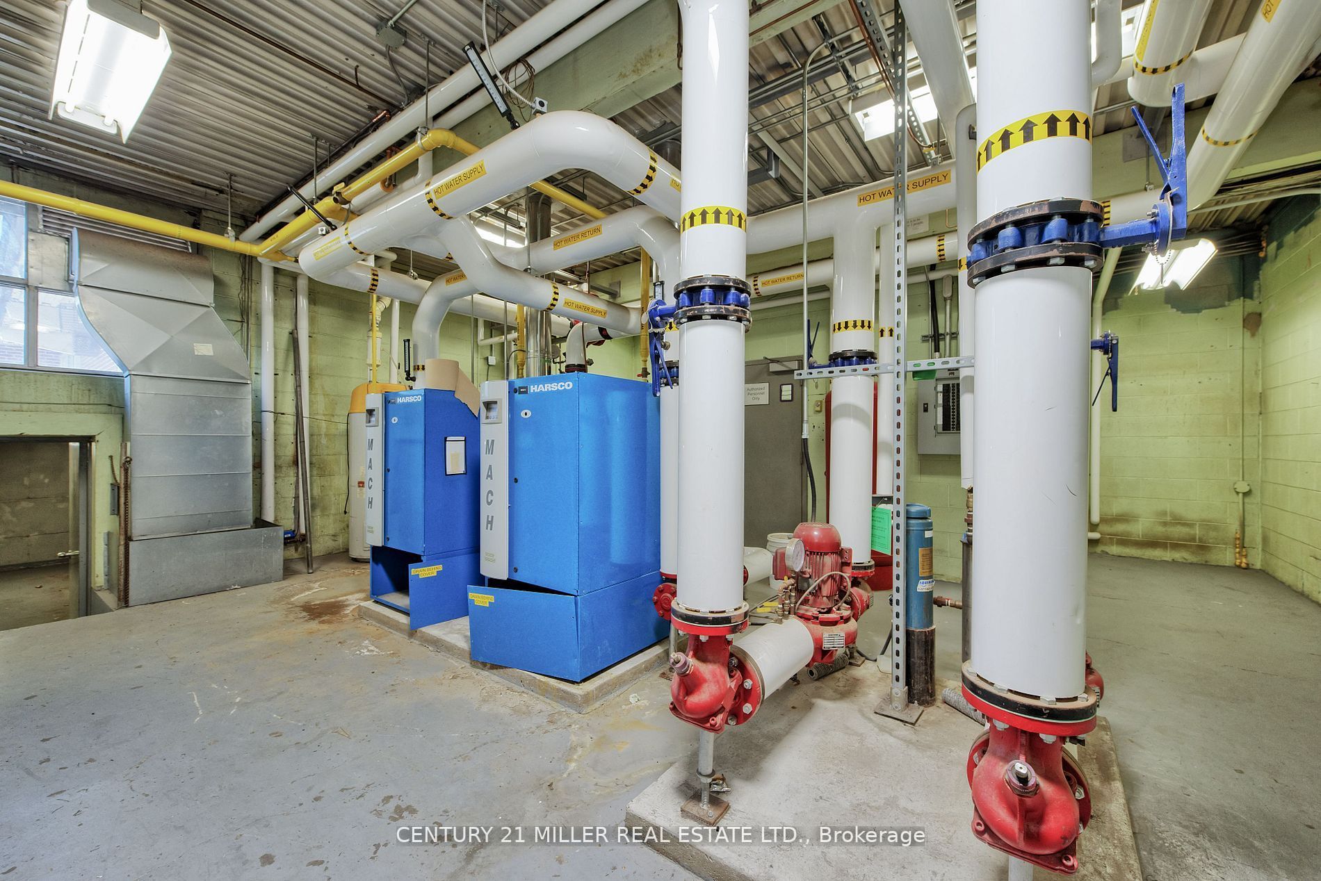 45 Randall Ave, #1