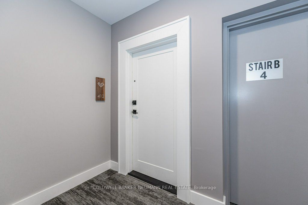 1880 Gordon Street, #412