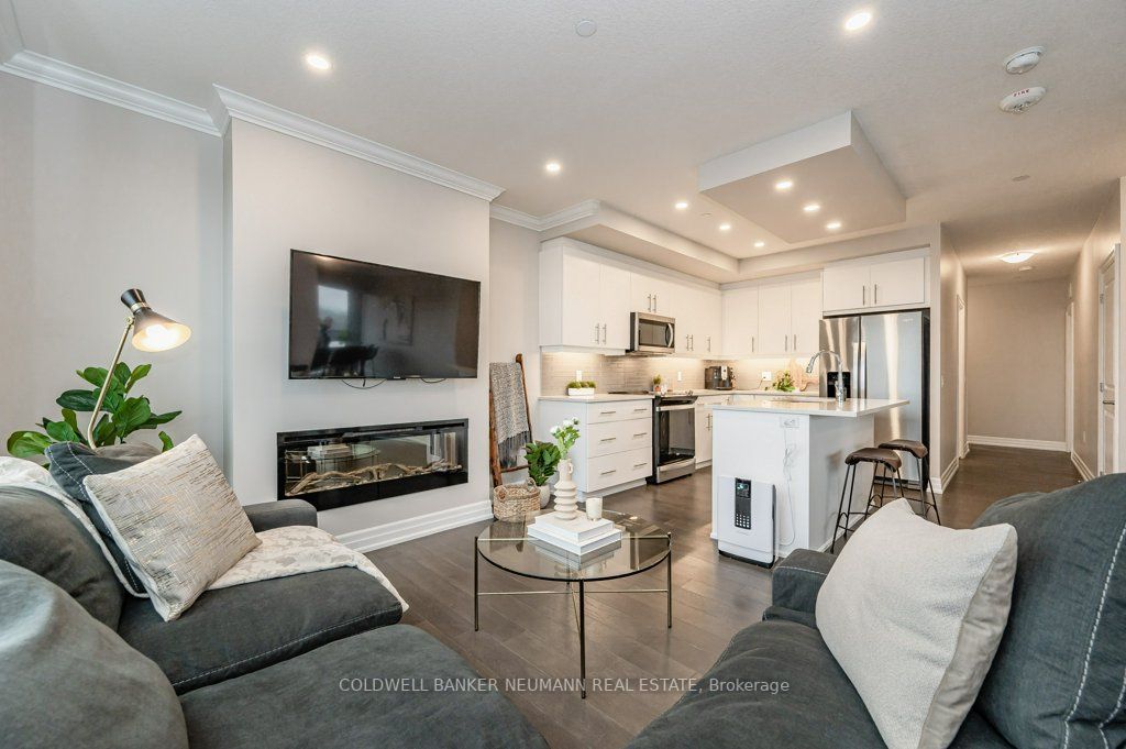1880 Gordon Street, #412