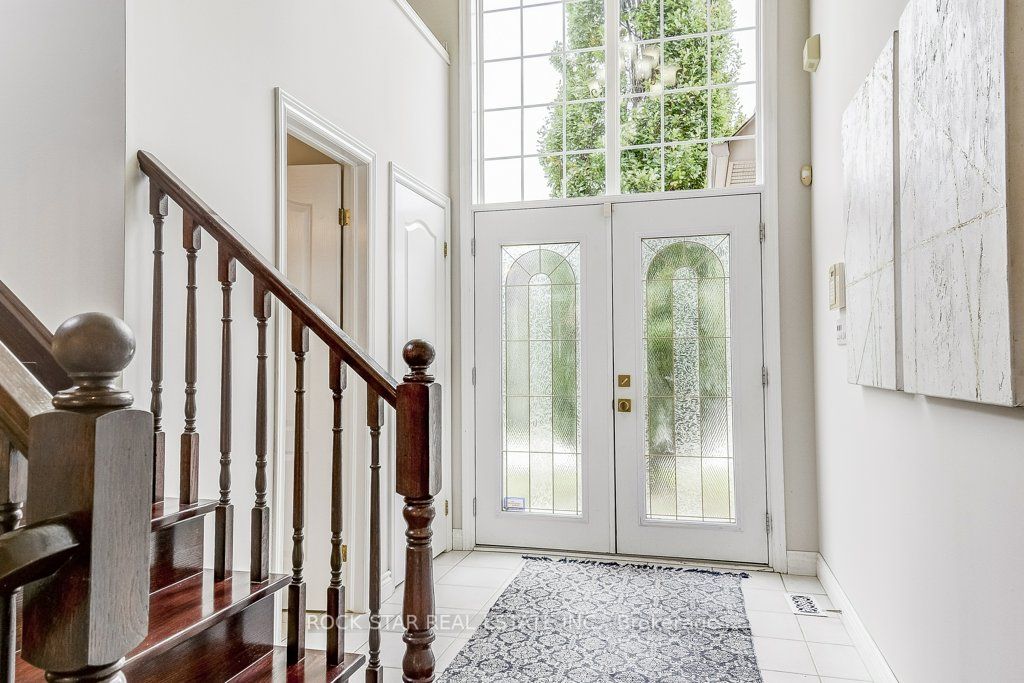 14 Pelham Dr