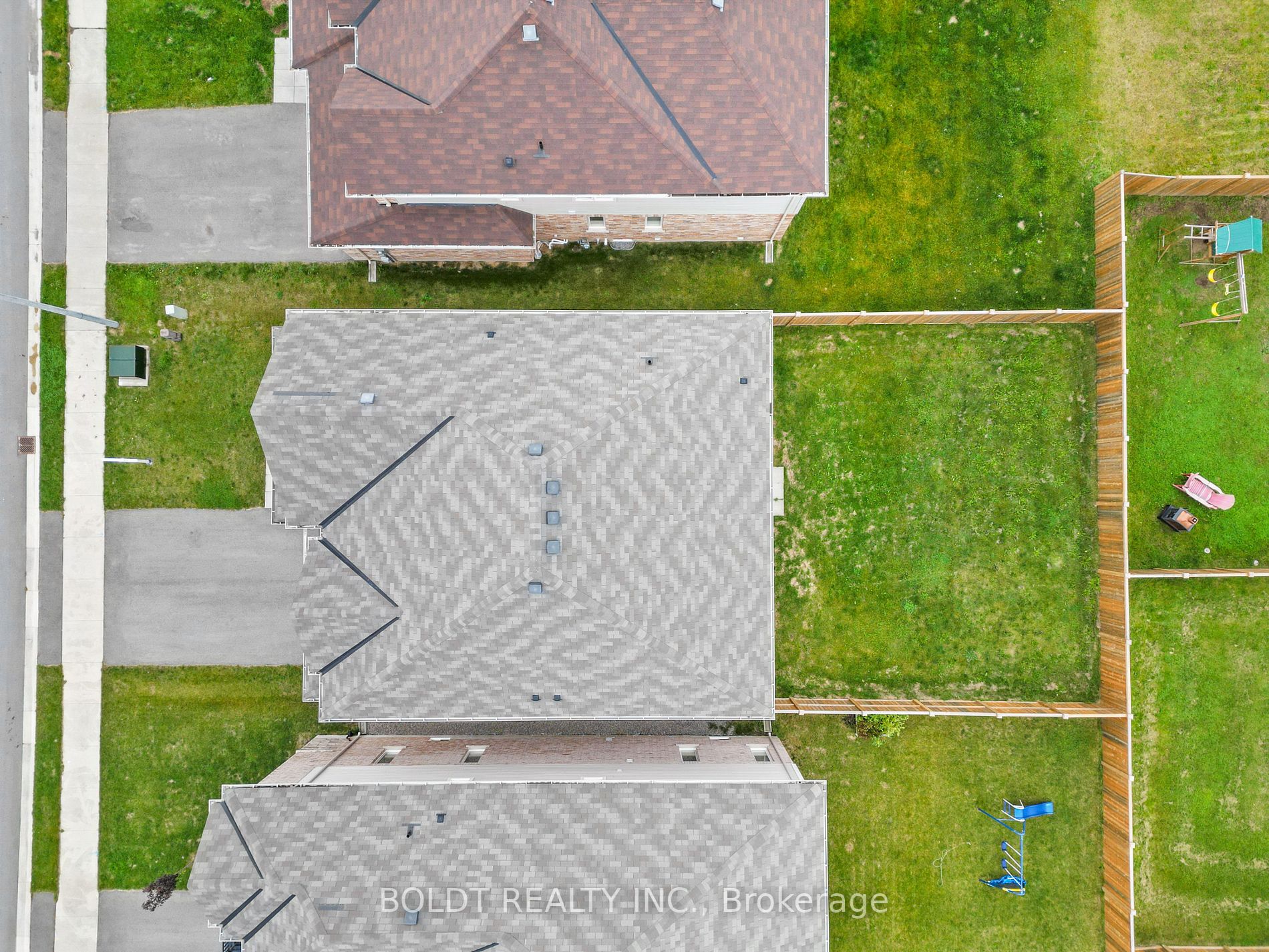 9486 Tallgrass Ave