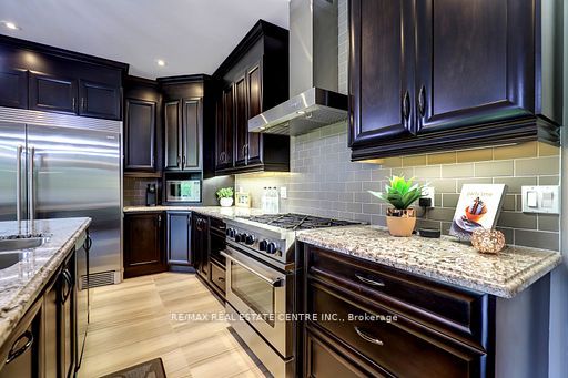 121 Bessey Crt