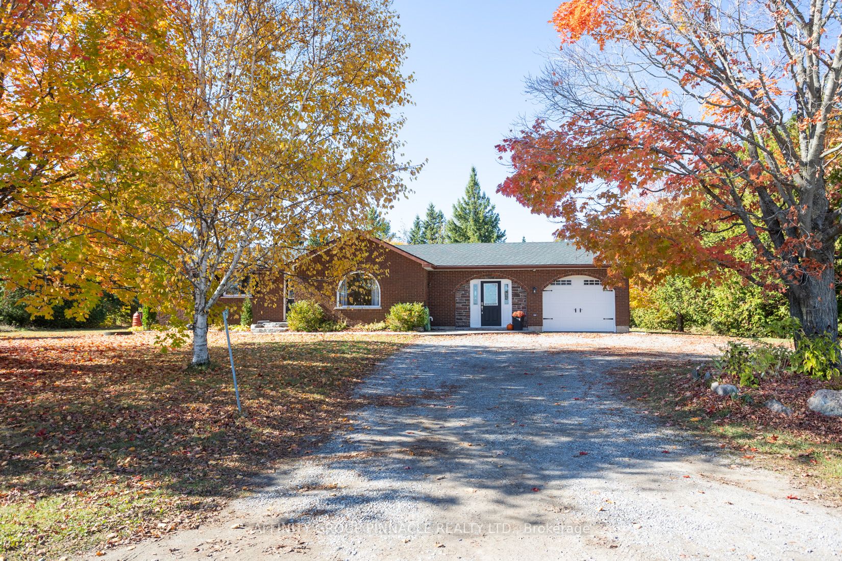 220 Hickory Beach Rd