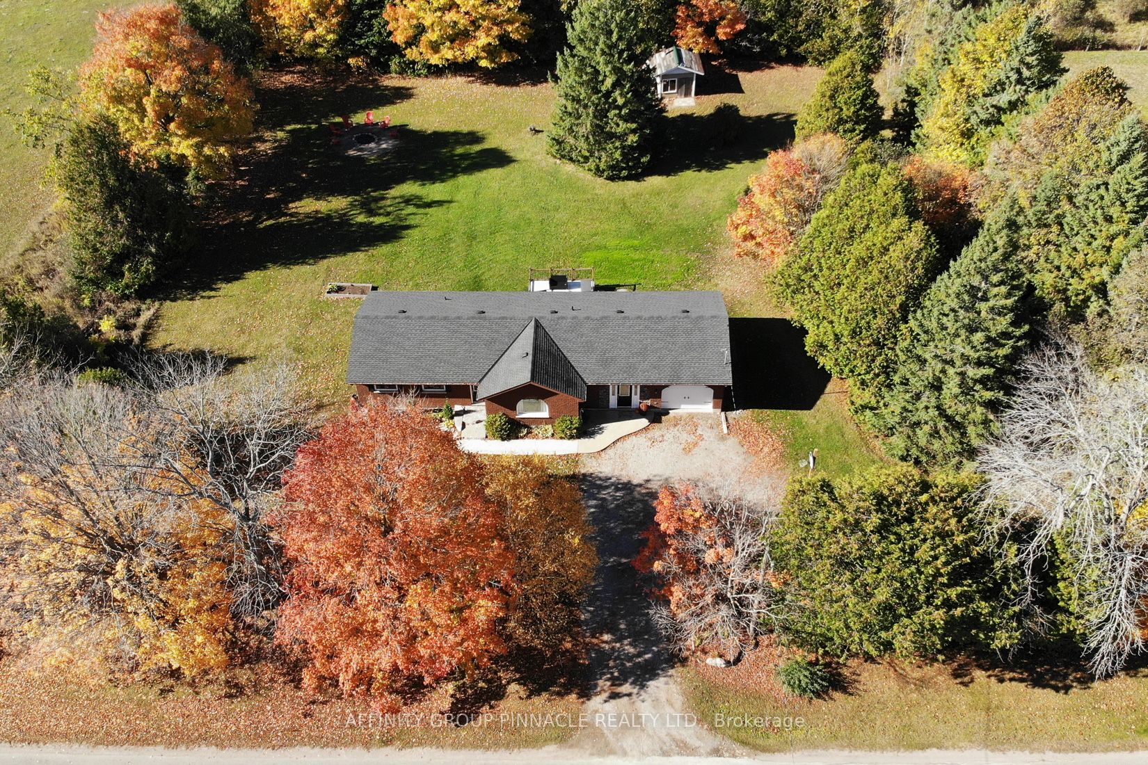220 Hickory Beach Rd