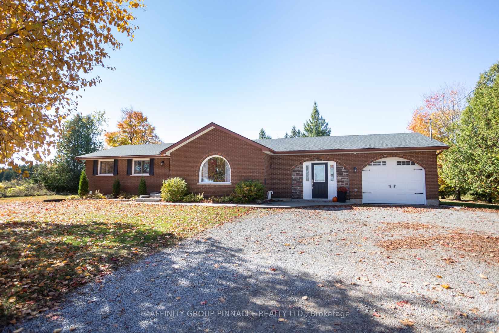 220 Hickory Beach Rd