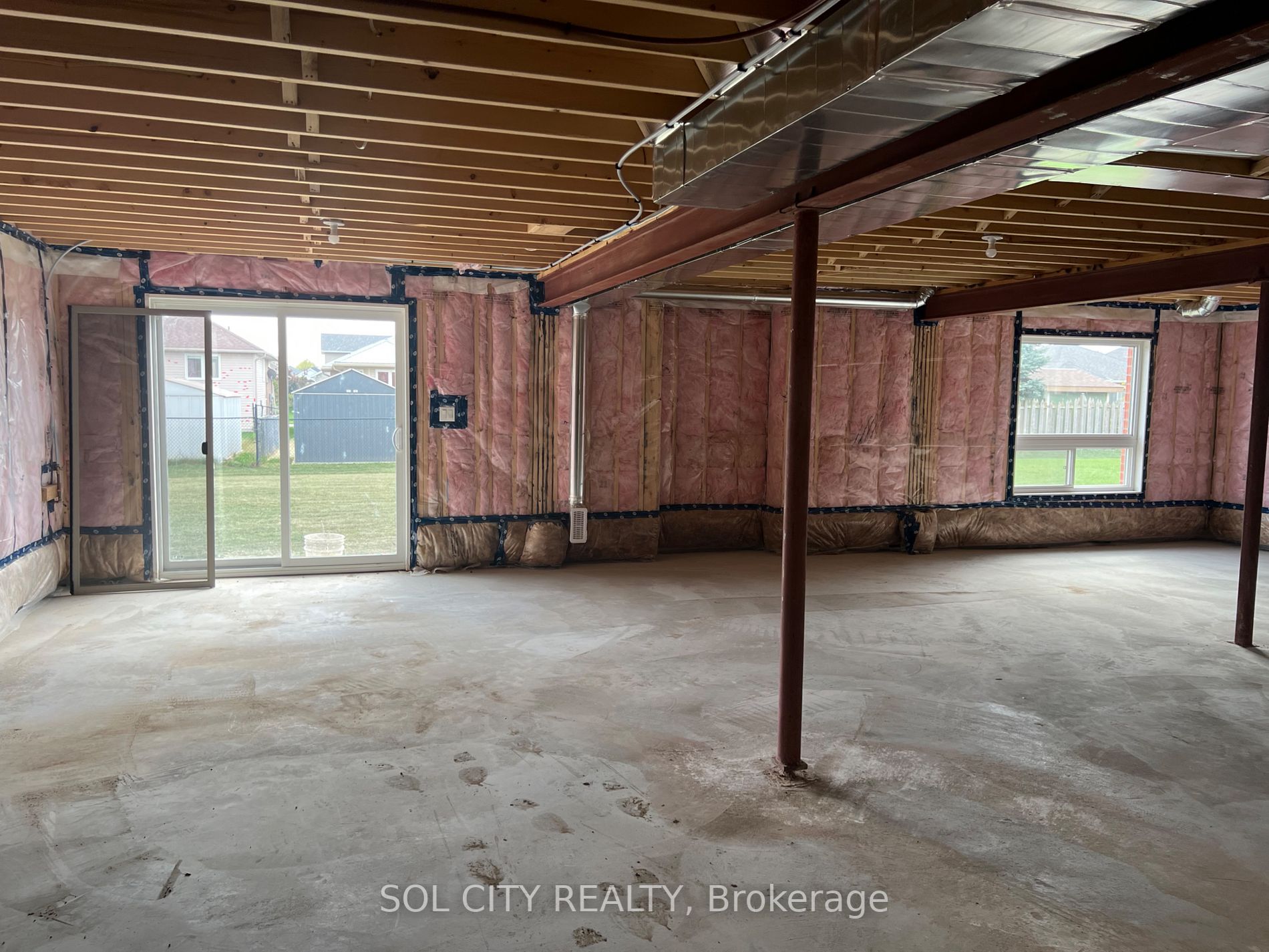 18 Carew Boulevard