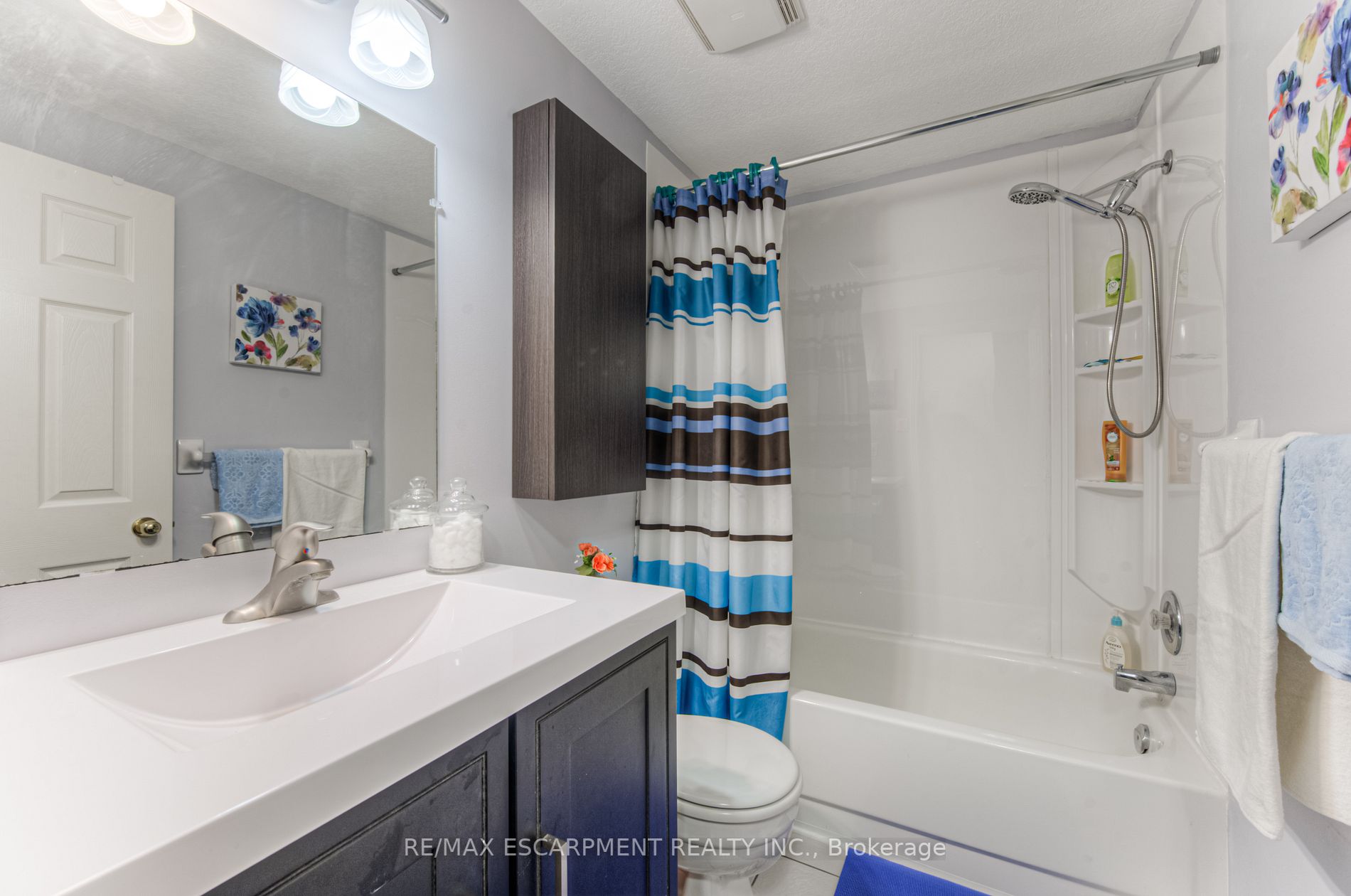23 Beechmanor Cres