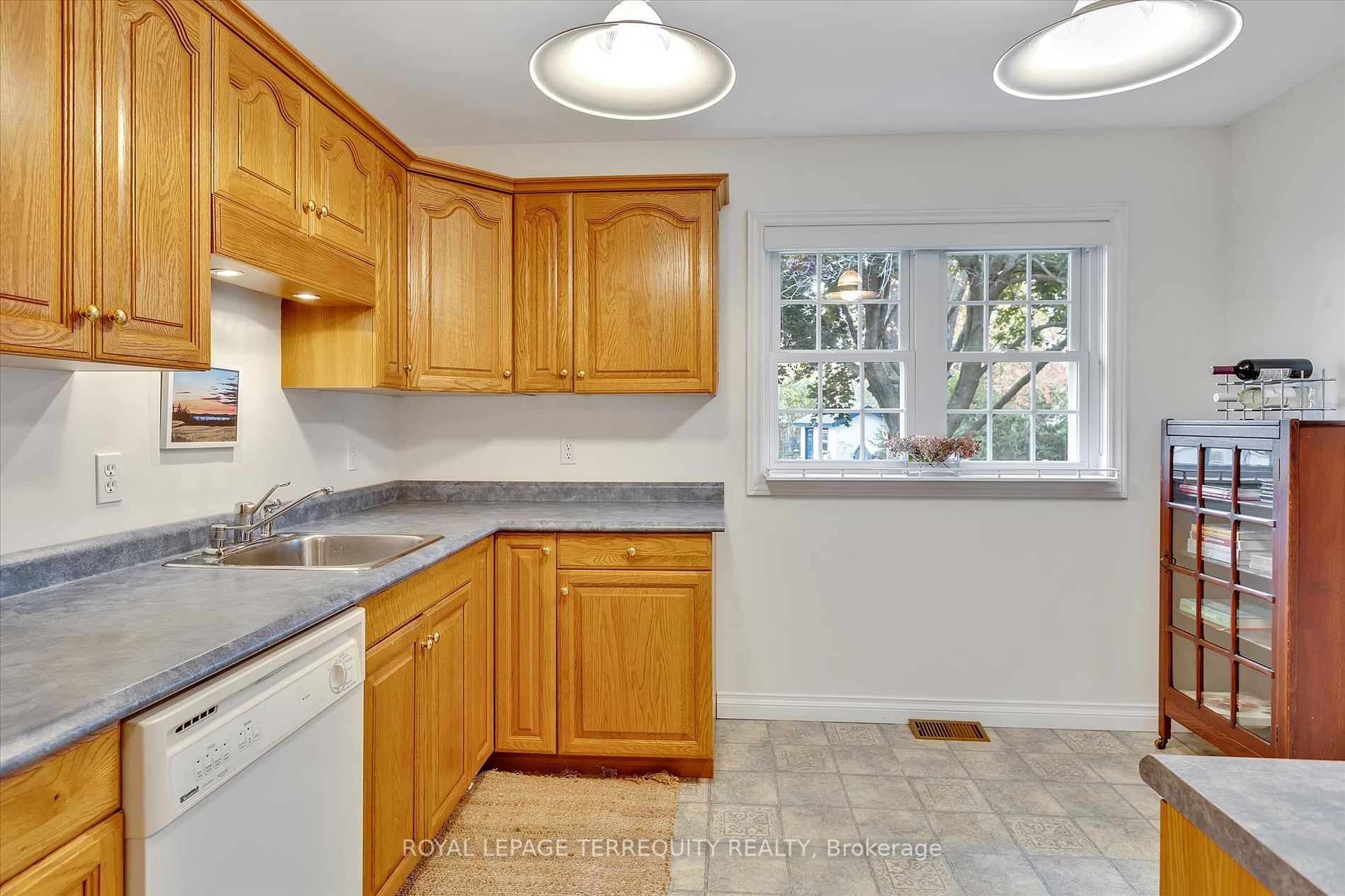 50 Trent Dr