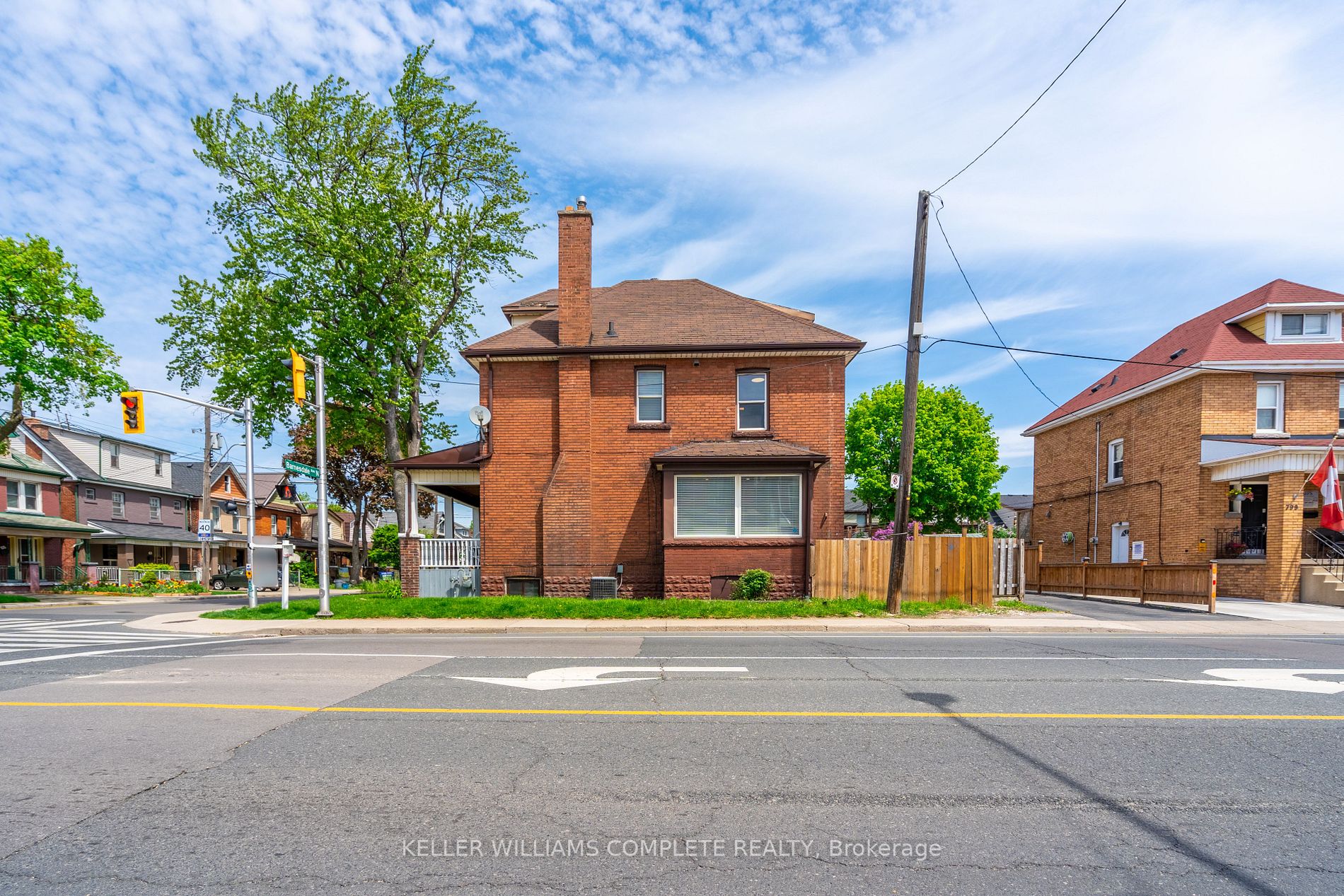 36 Barnesdale Ave N