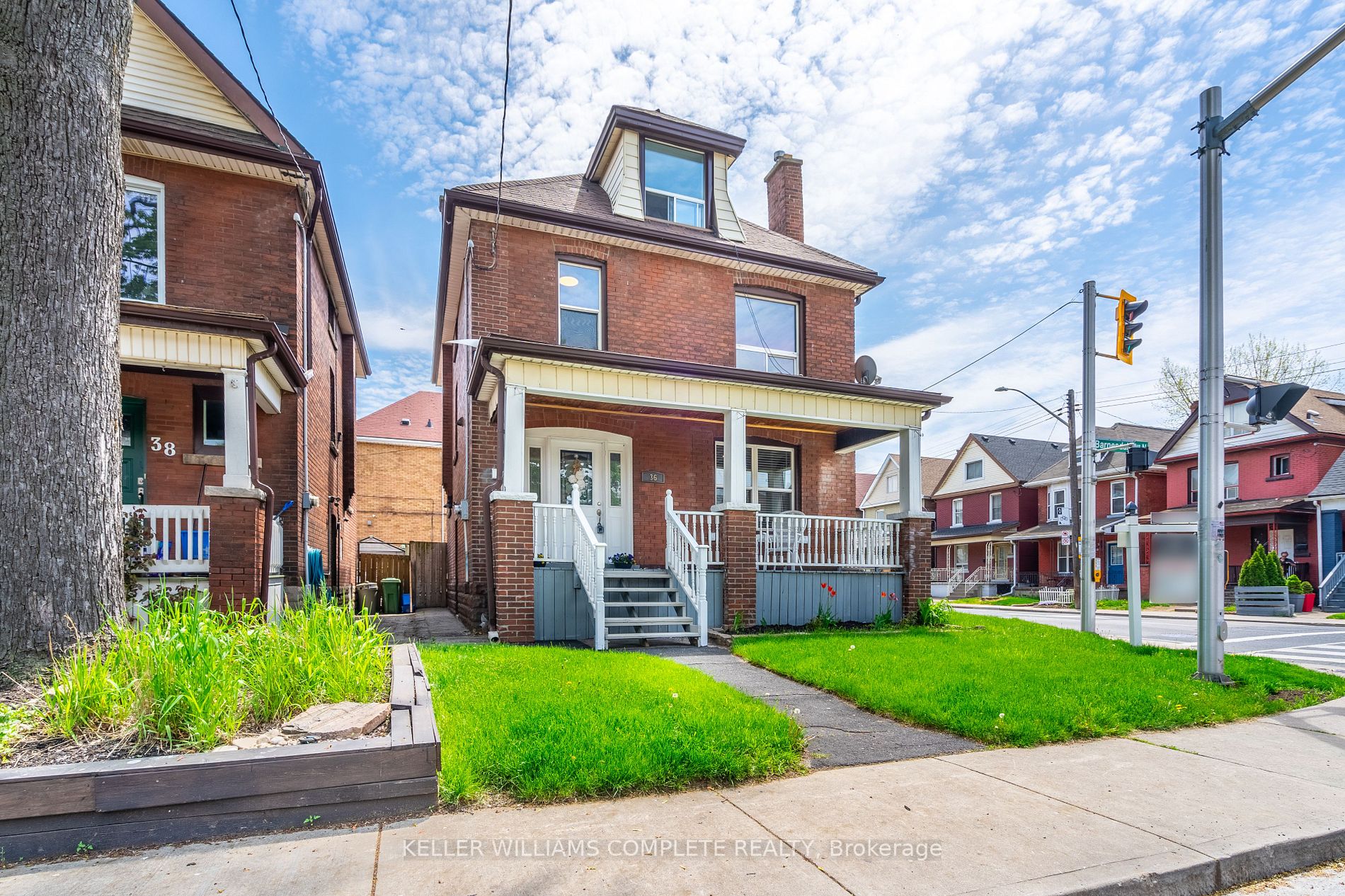 36 Barnesdale Ave N
