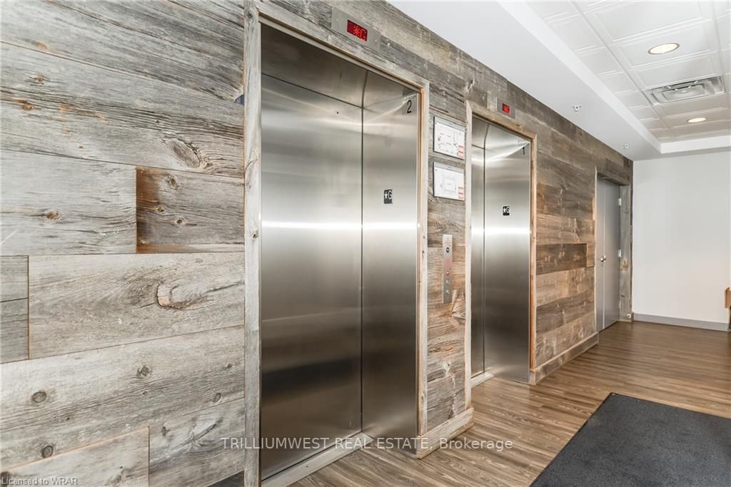 188 King Street S, #411