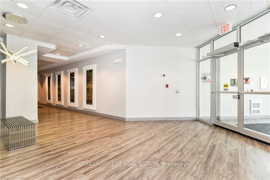 188 King Street S, #411