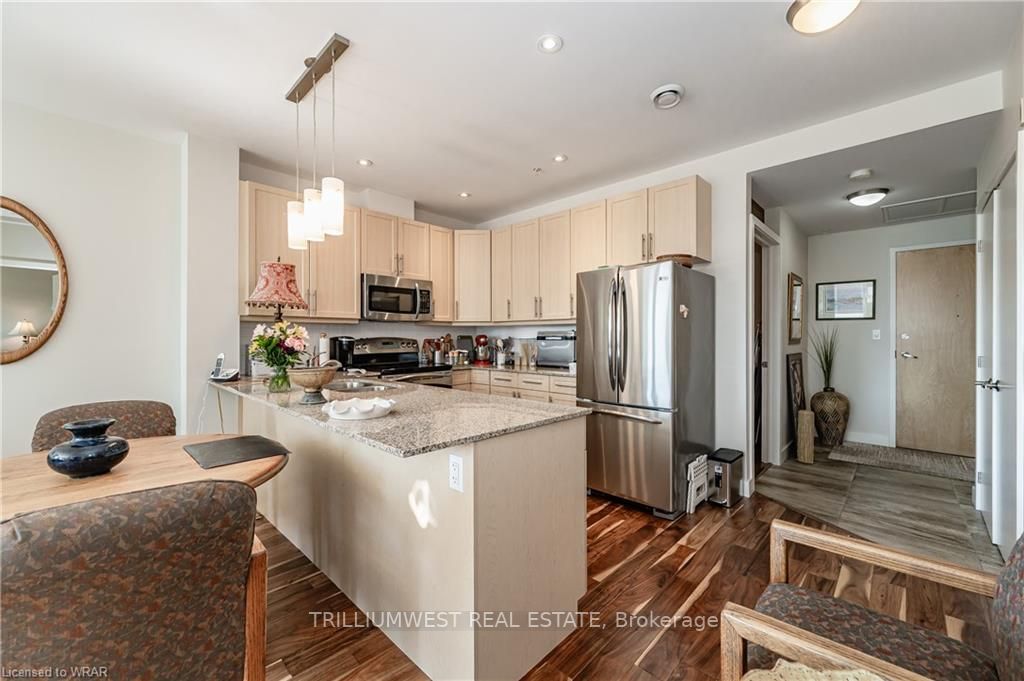 188 King Street S, #411