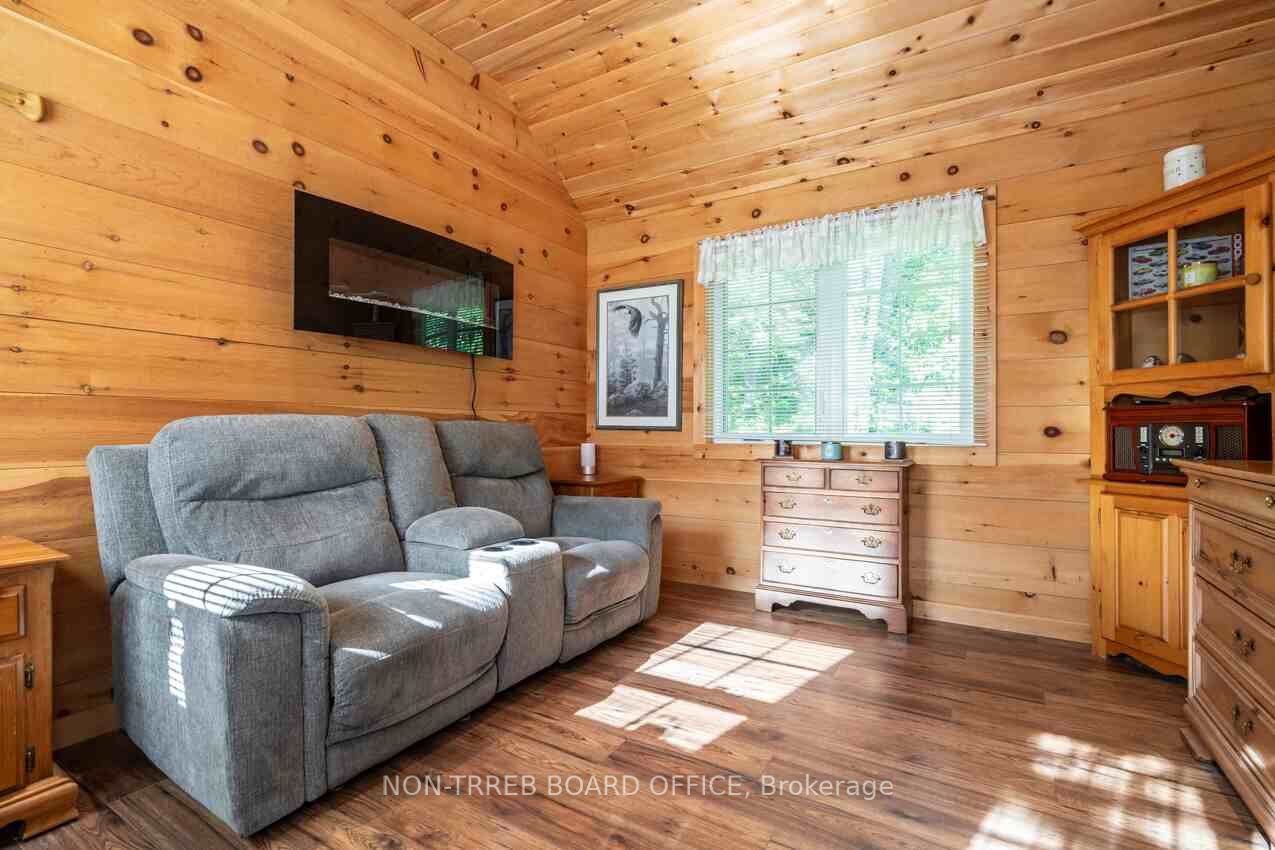 1087 Torpitt Rd