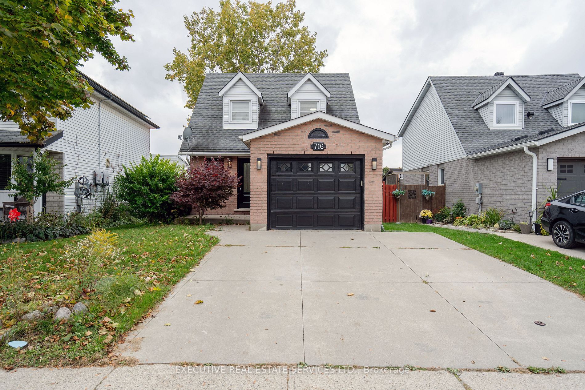 716 Elgin St N
