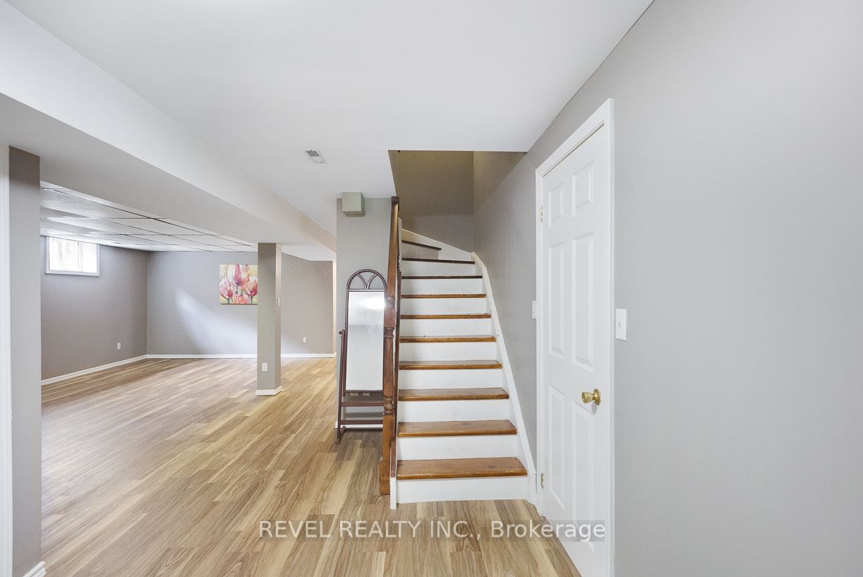 7993 Pinellas Park Drive