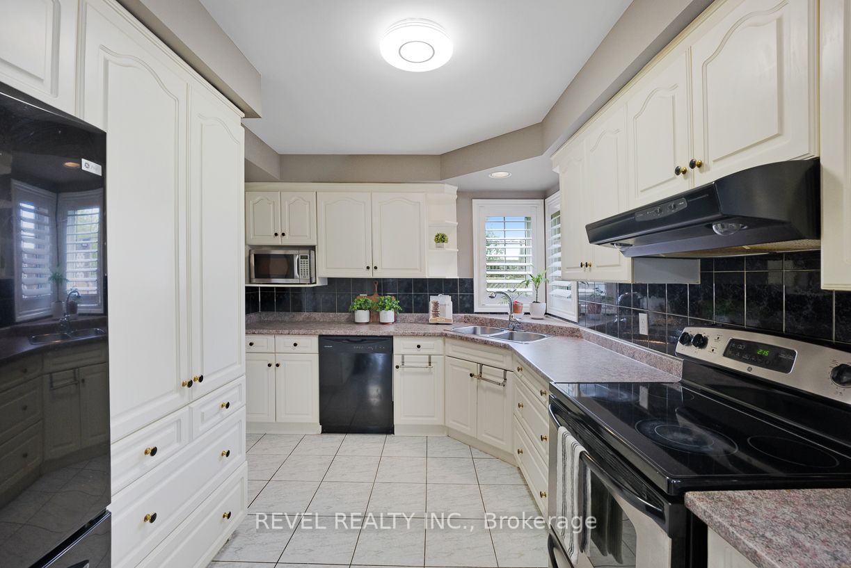 7993 Pinellas Park Drive