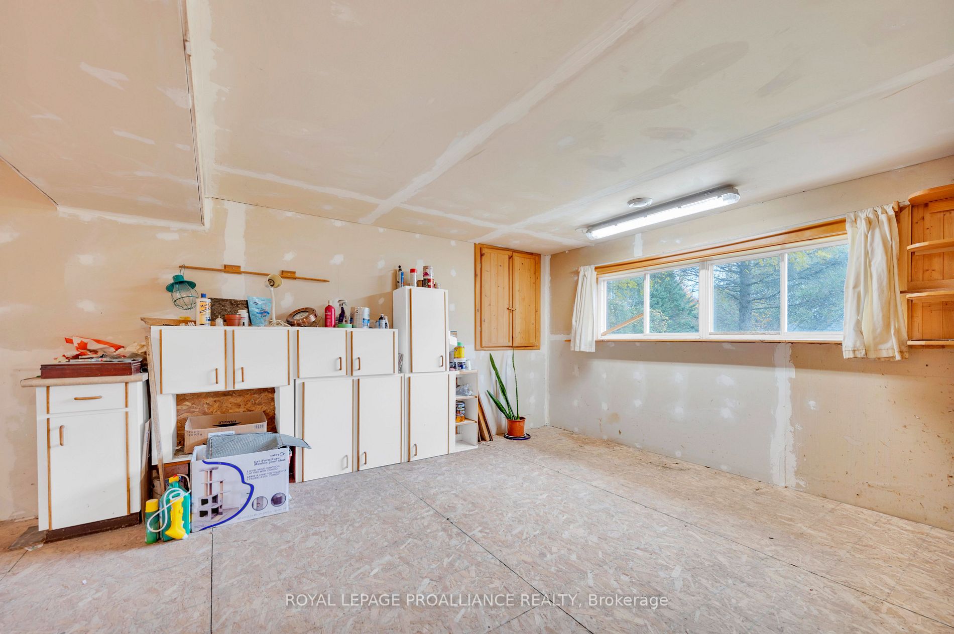 63 Aranda Way