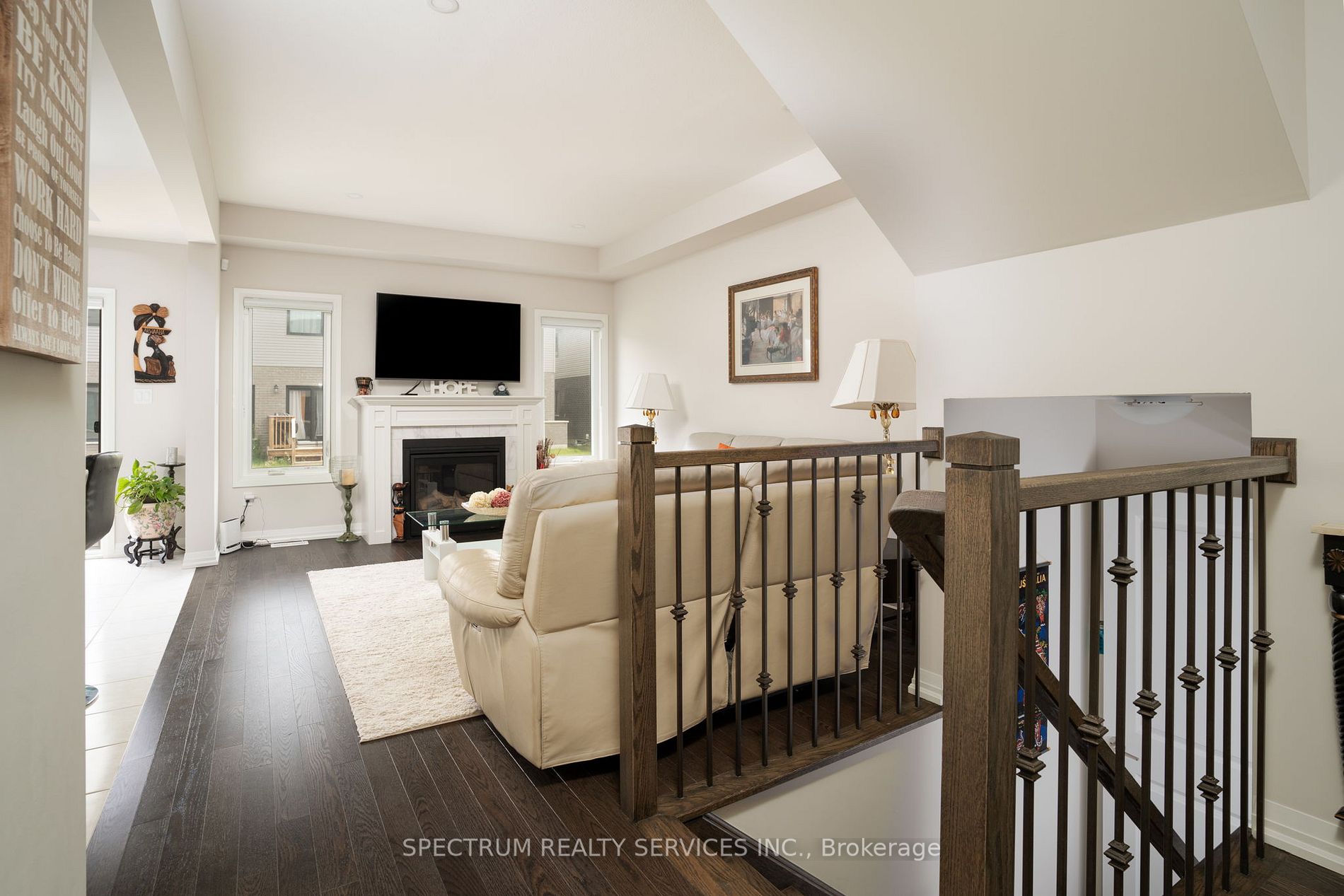 7404 Matteo Dr
