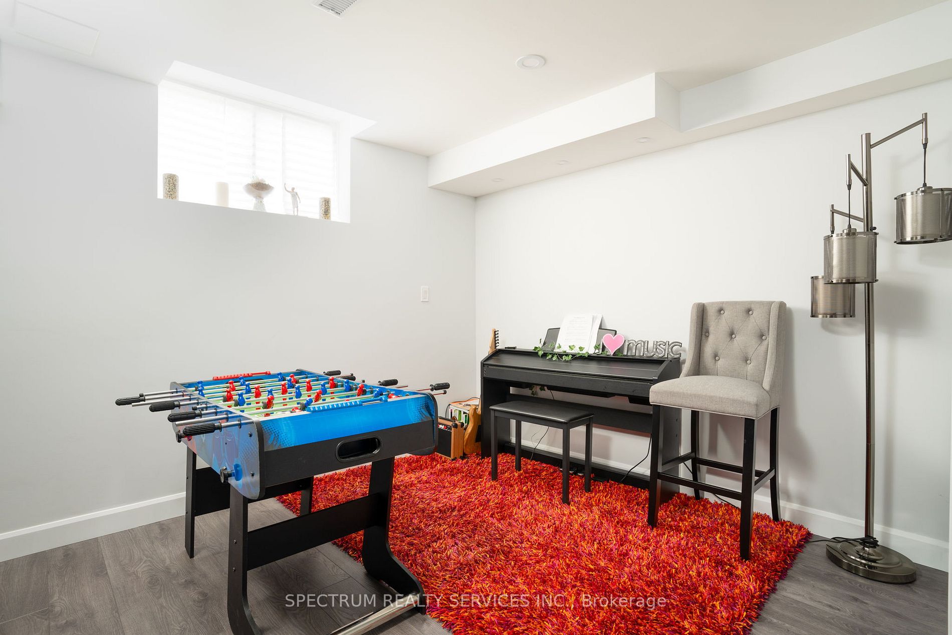 7404 Matteo Dr
