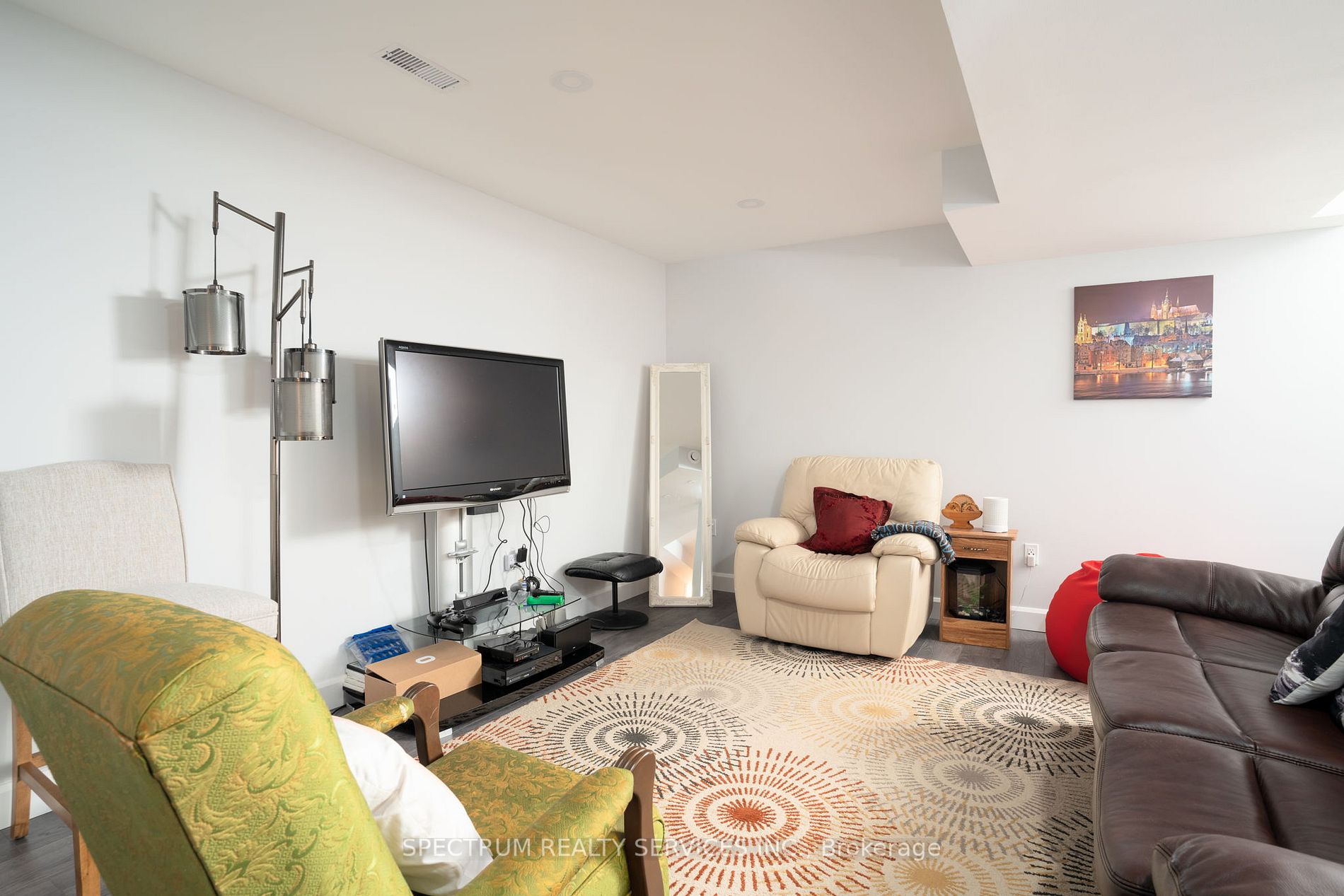 7404 Matteo Dr