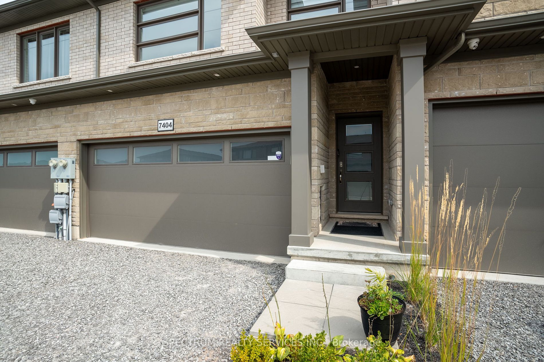 7404 Matteo Dr
