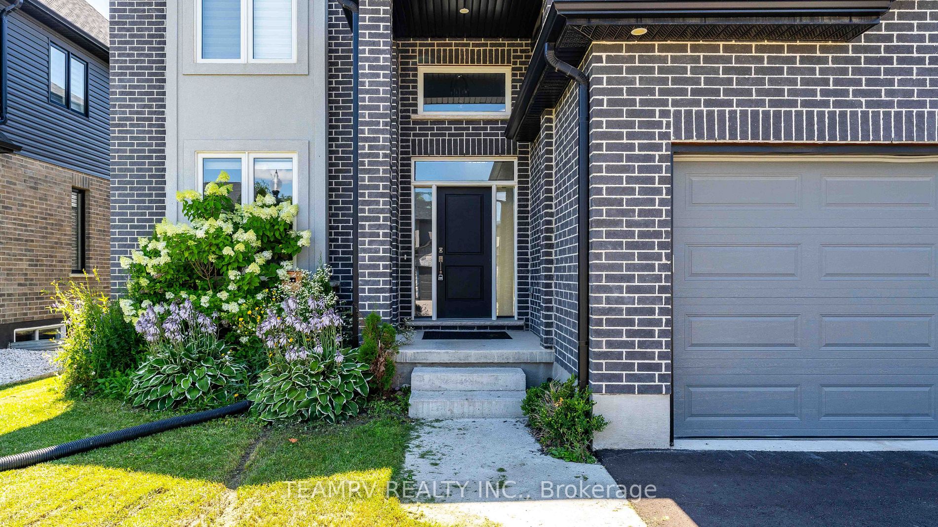 382 Masters Dr