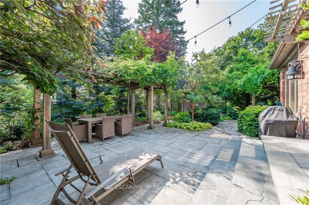 79 Woodside Road