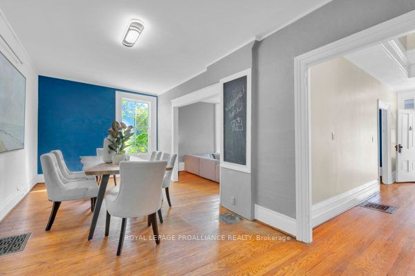 52 Sanford St