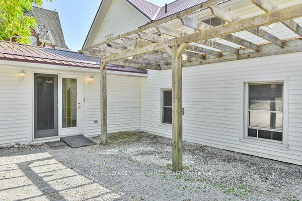 52 Sanford St