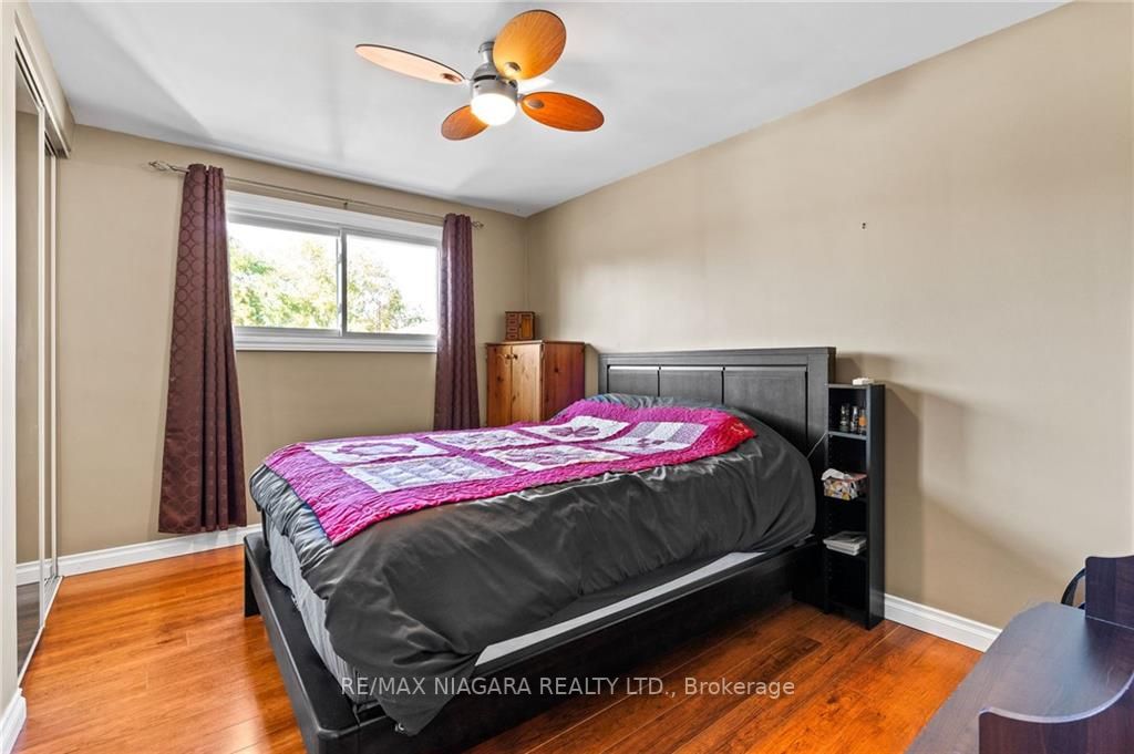 13 Centennial Dr