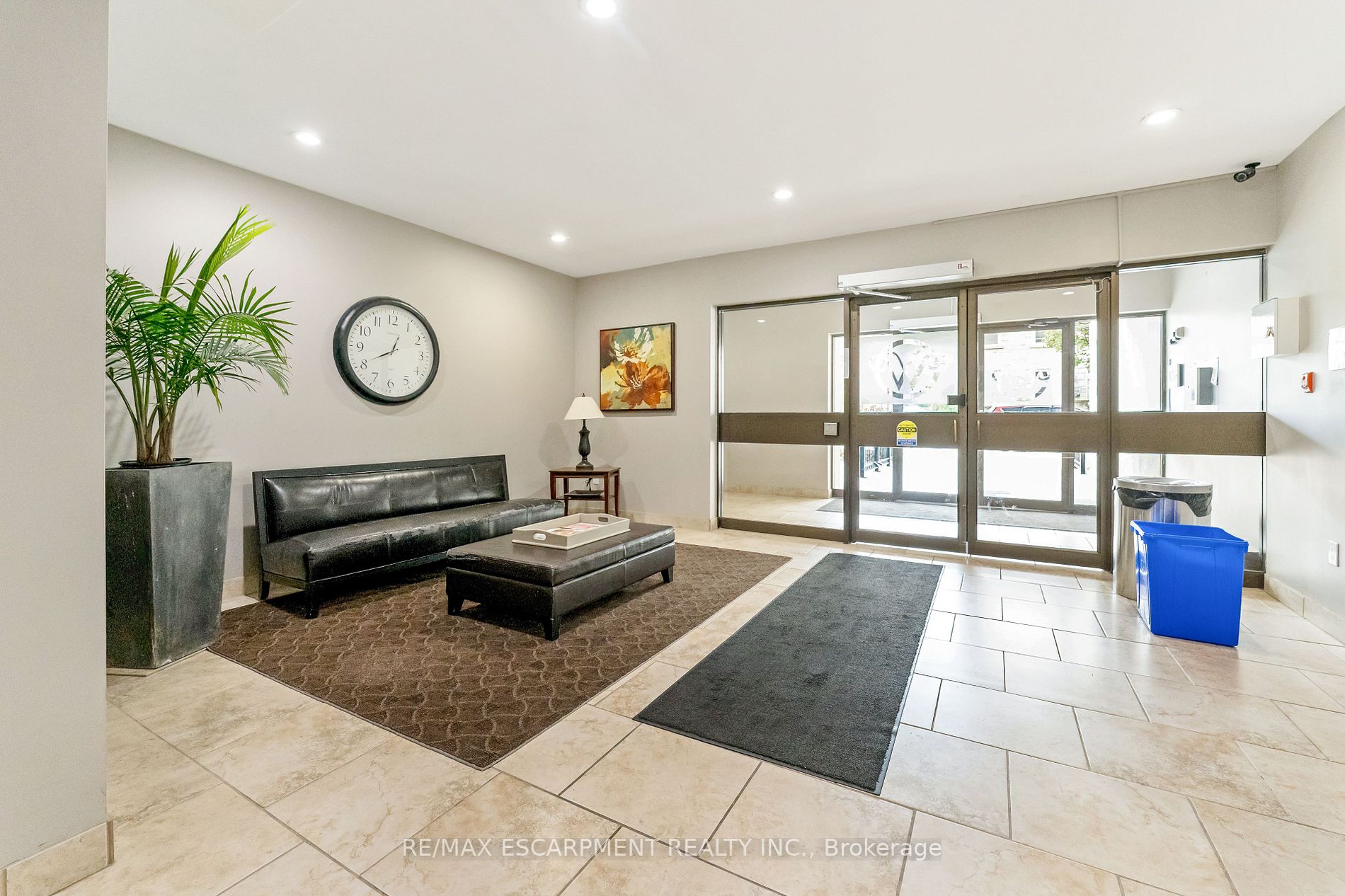 55 Yarmouth St, #307
