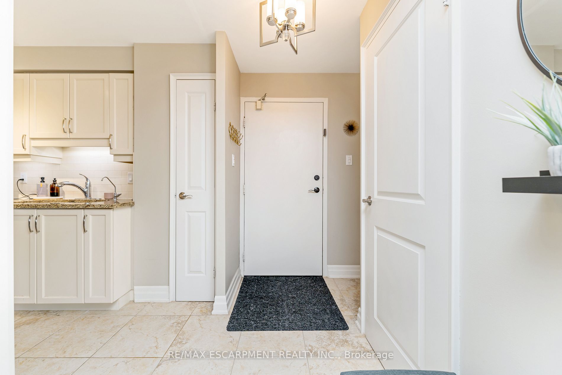 55 Yarmouth St, #307