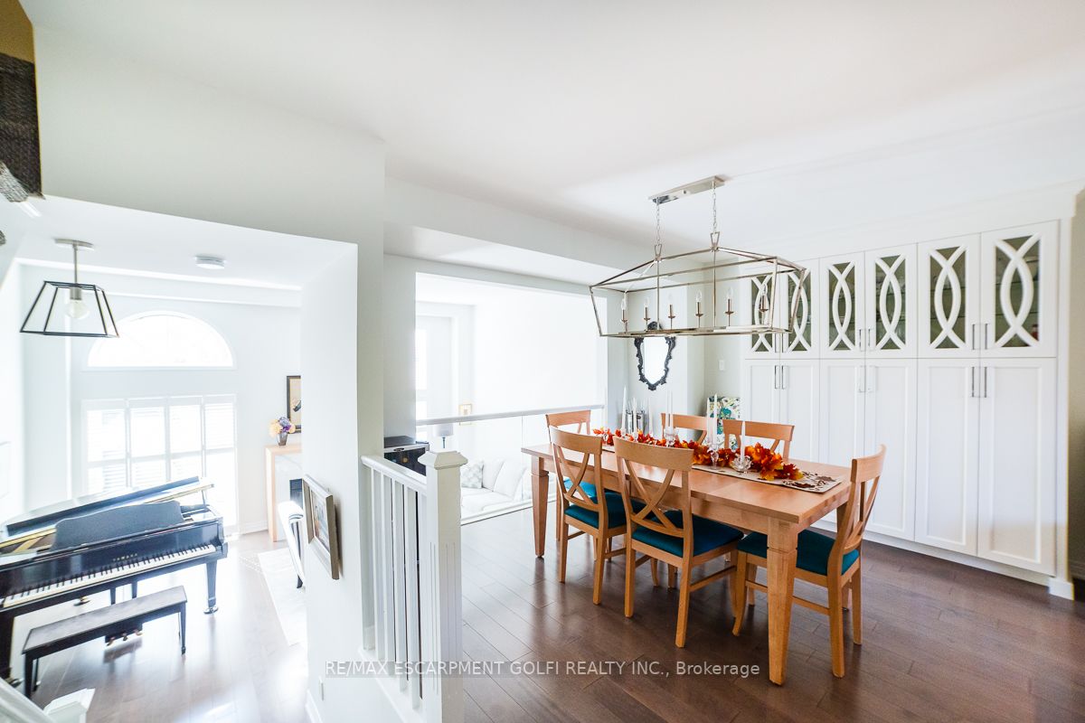 371 Wilson St E, #5