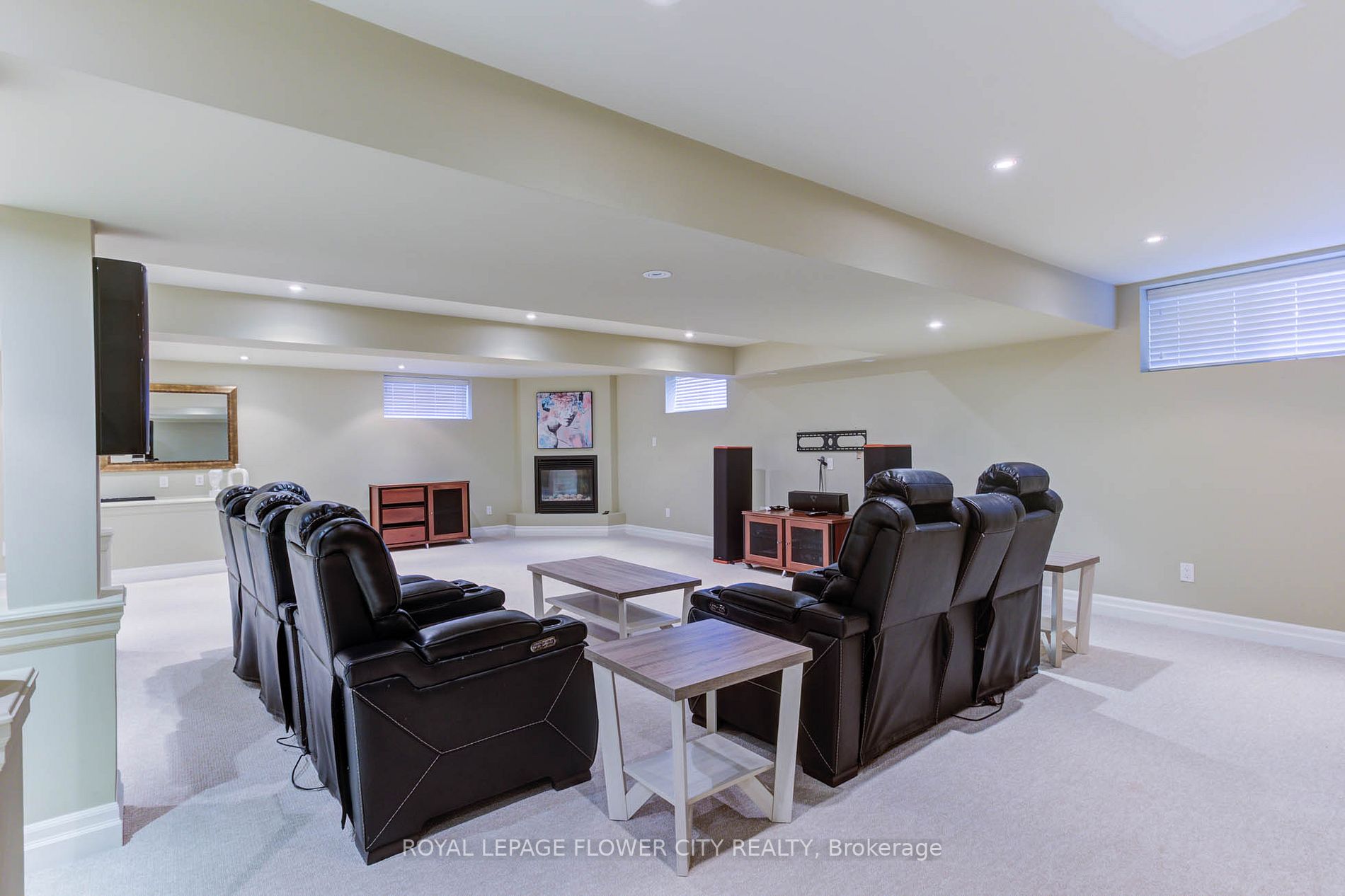 38 Brookhaven Cres