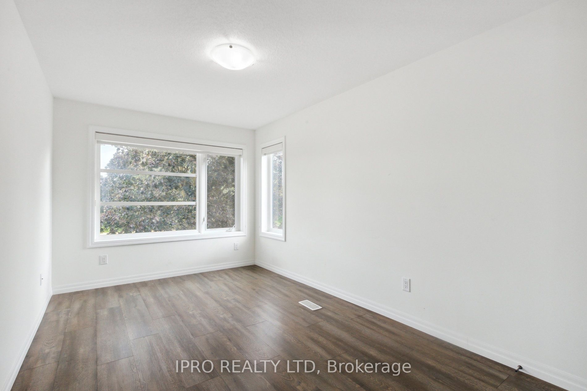 223 Woolwich St