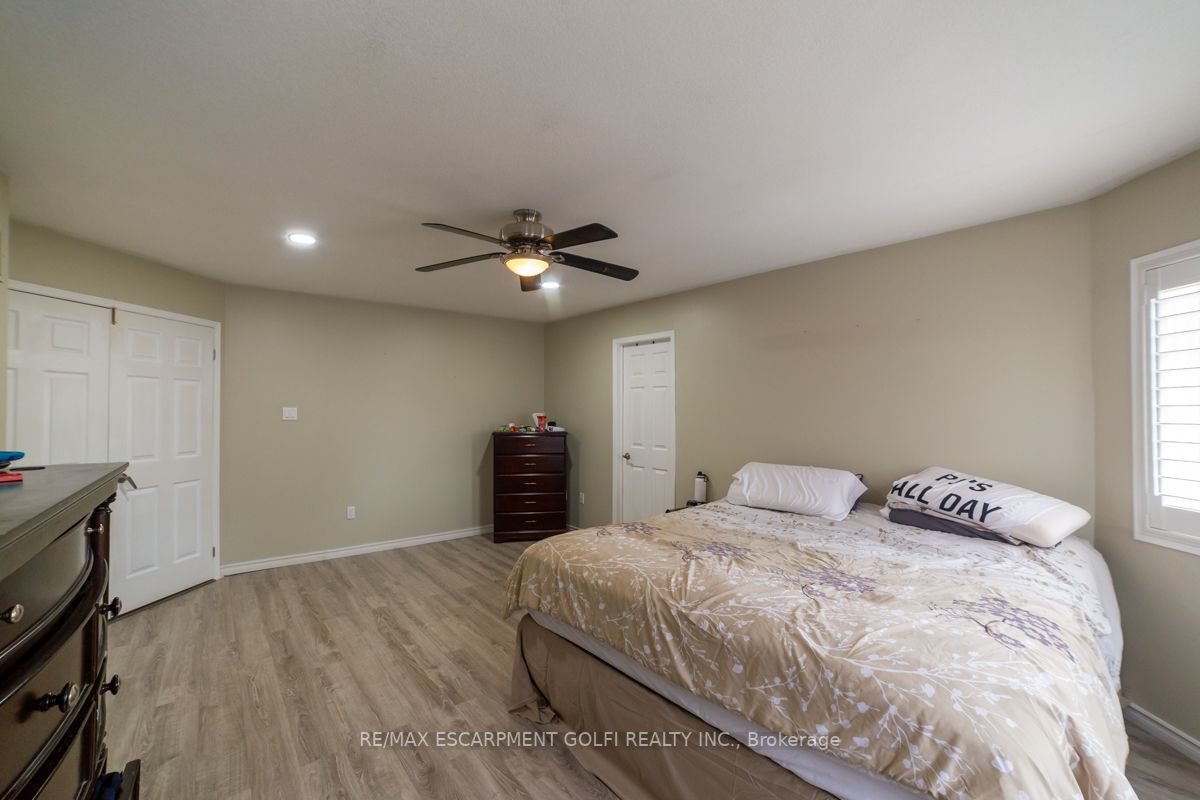183 Valmont Crt