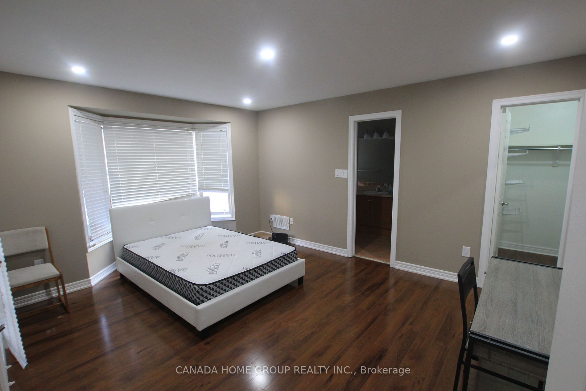 25 Stevens Drive