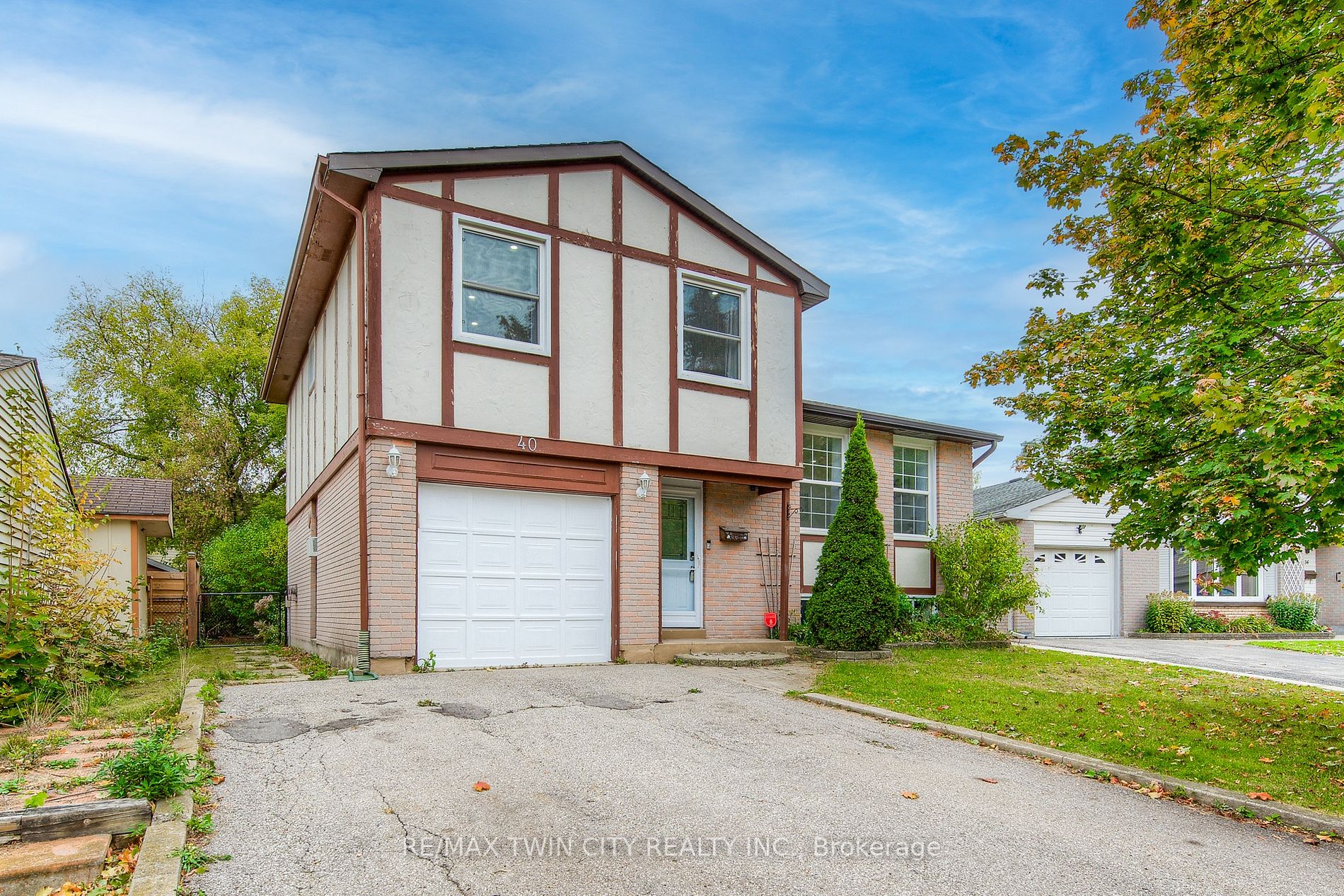 40 Dunedin Crt