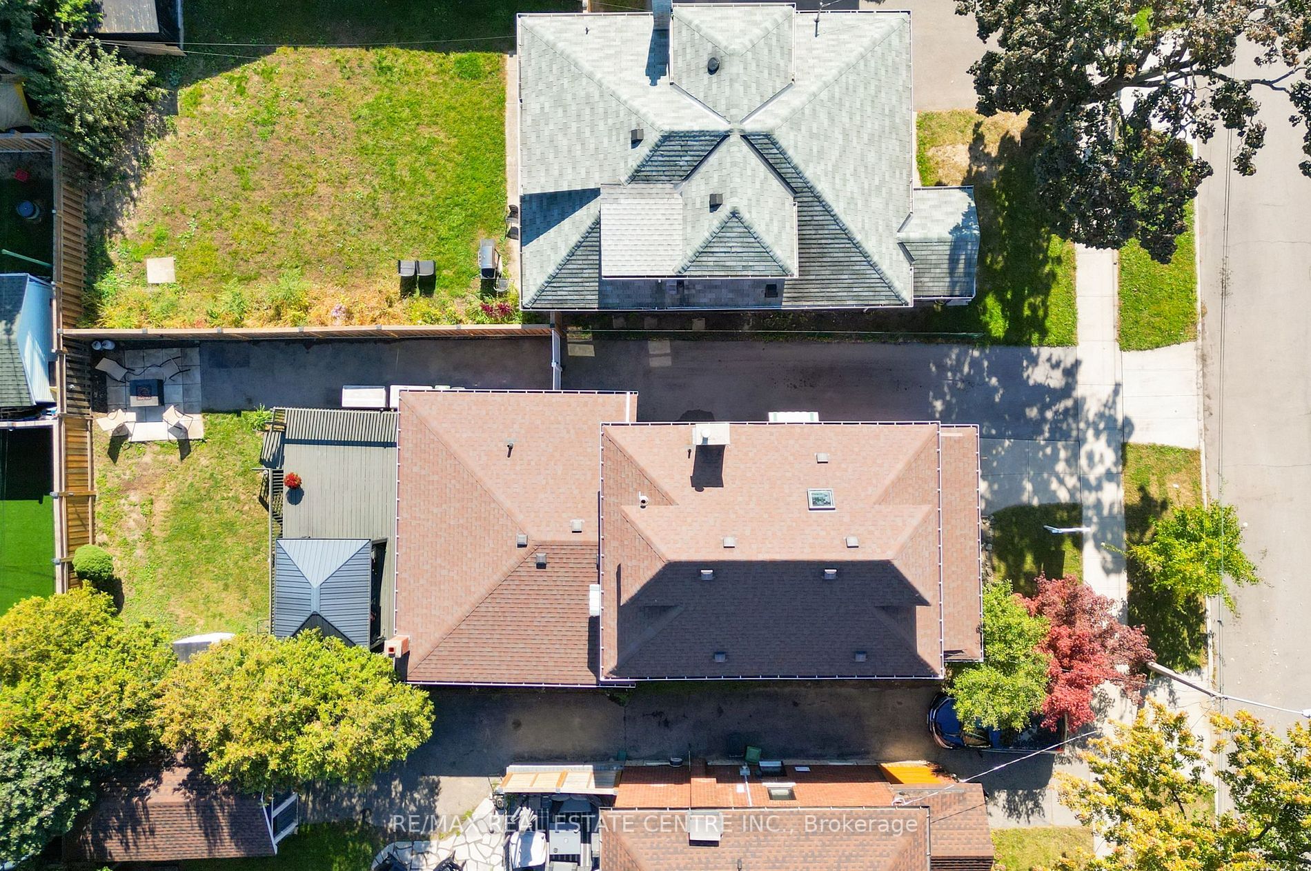 45 Wexford Ave S