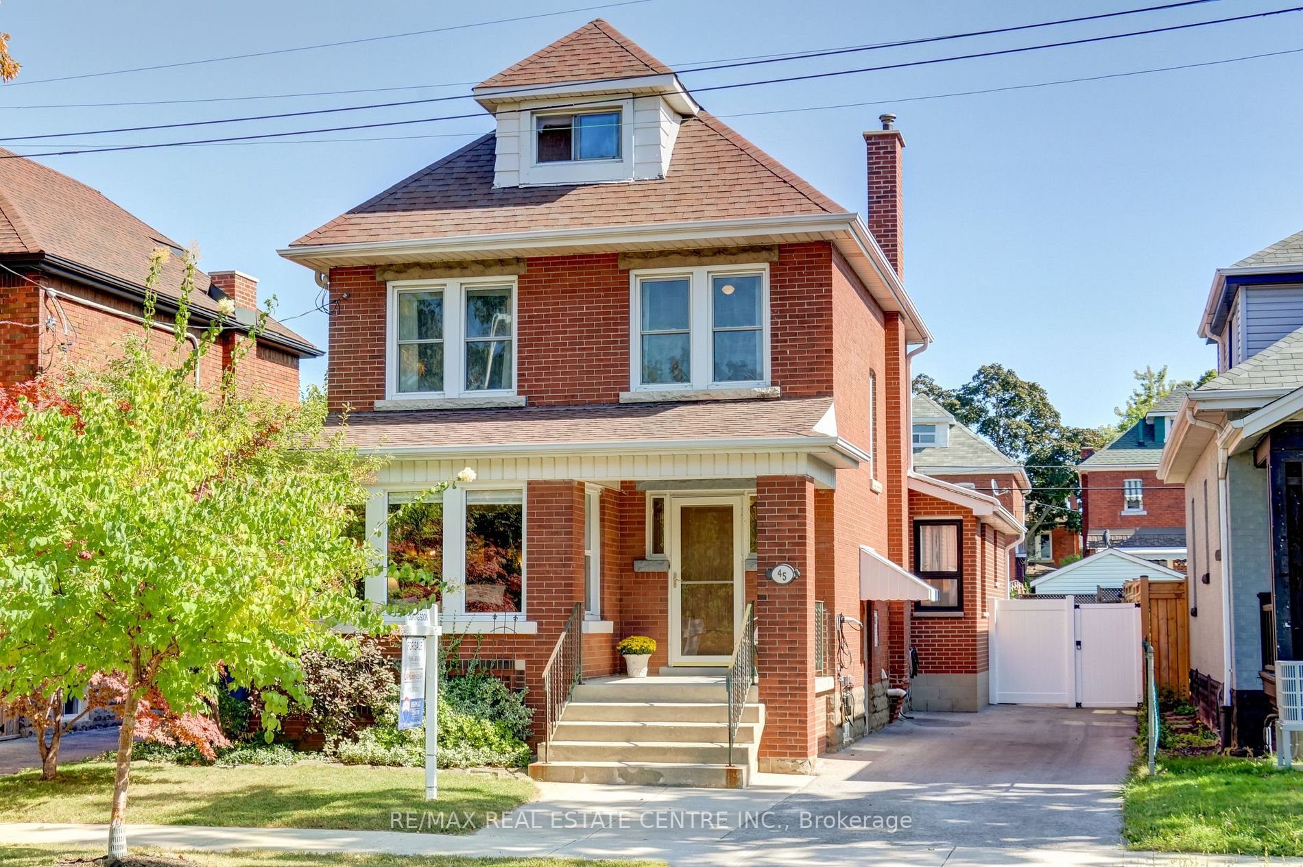 45 Wexford Ave S