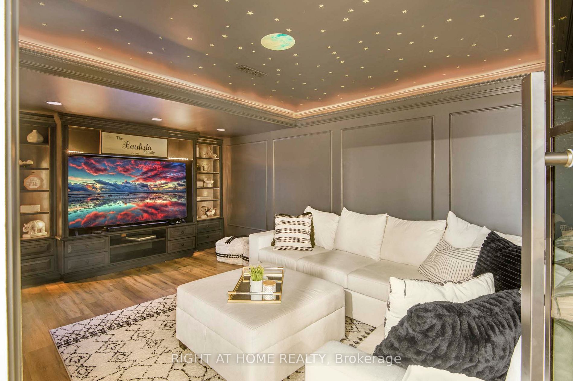 1 Pineview Road