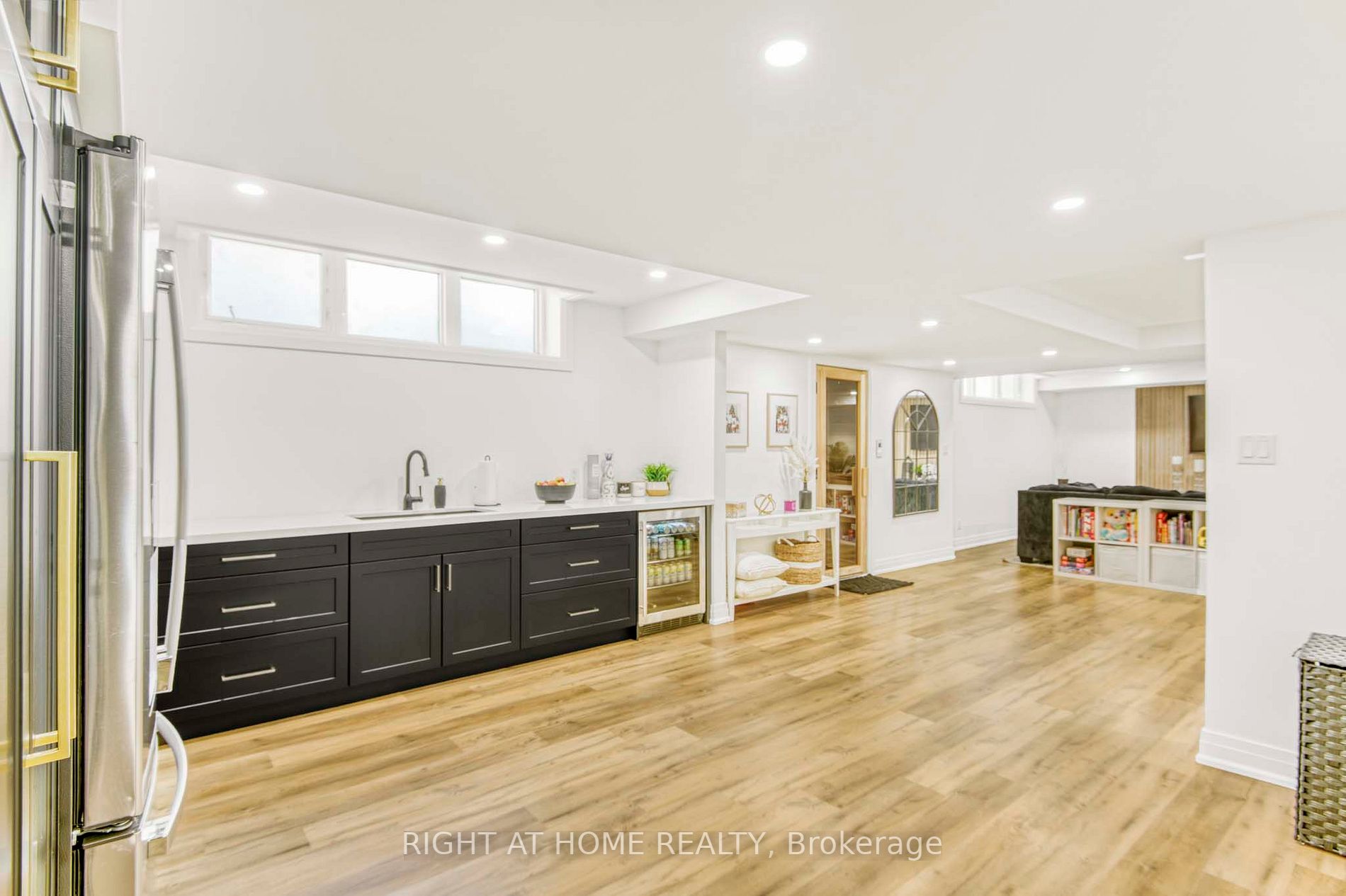 1 Pineview Road